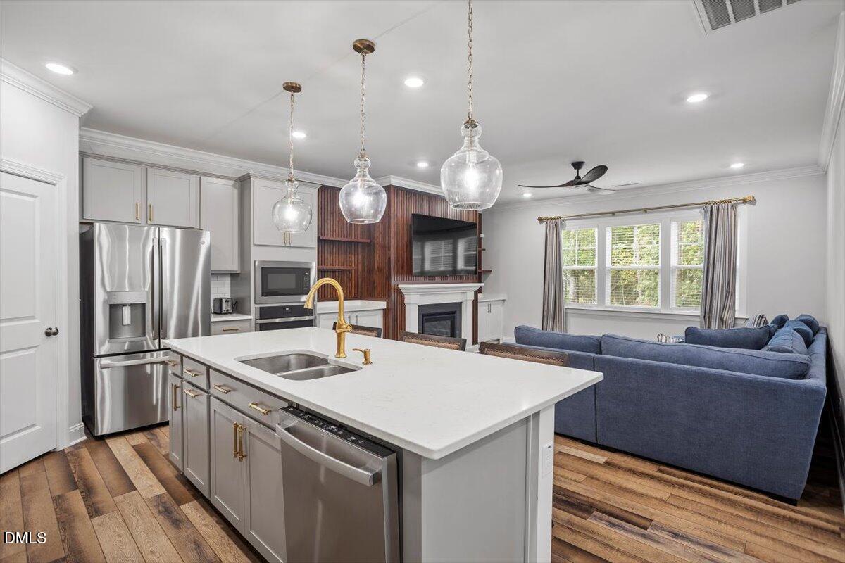 3932 Mount Moran Road