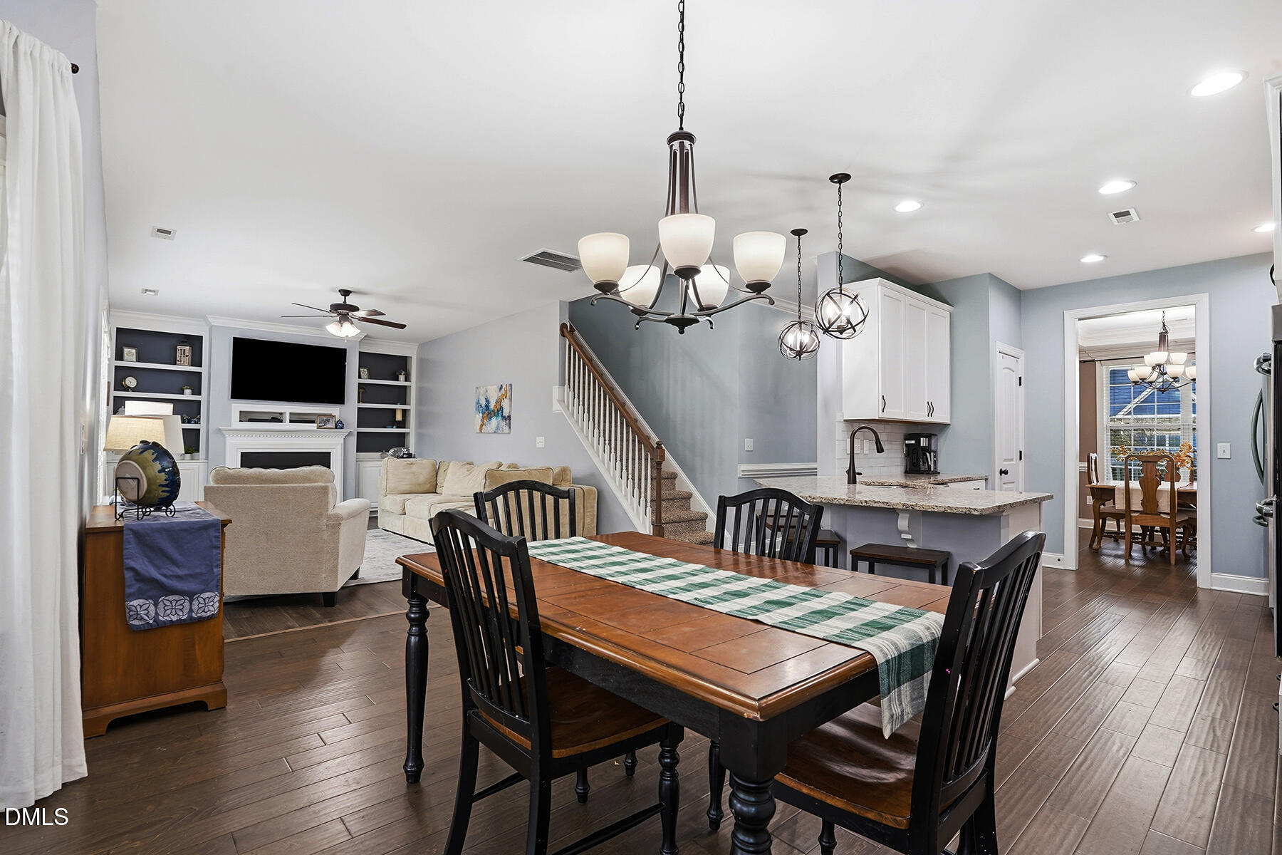 3901 Freemark Lane