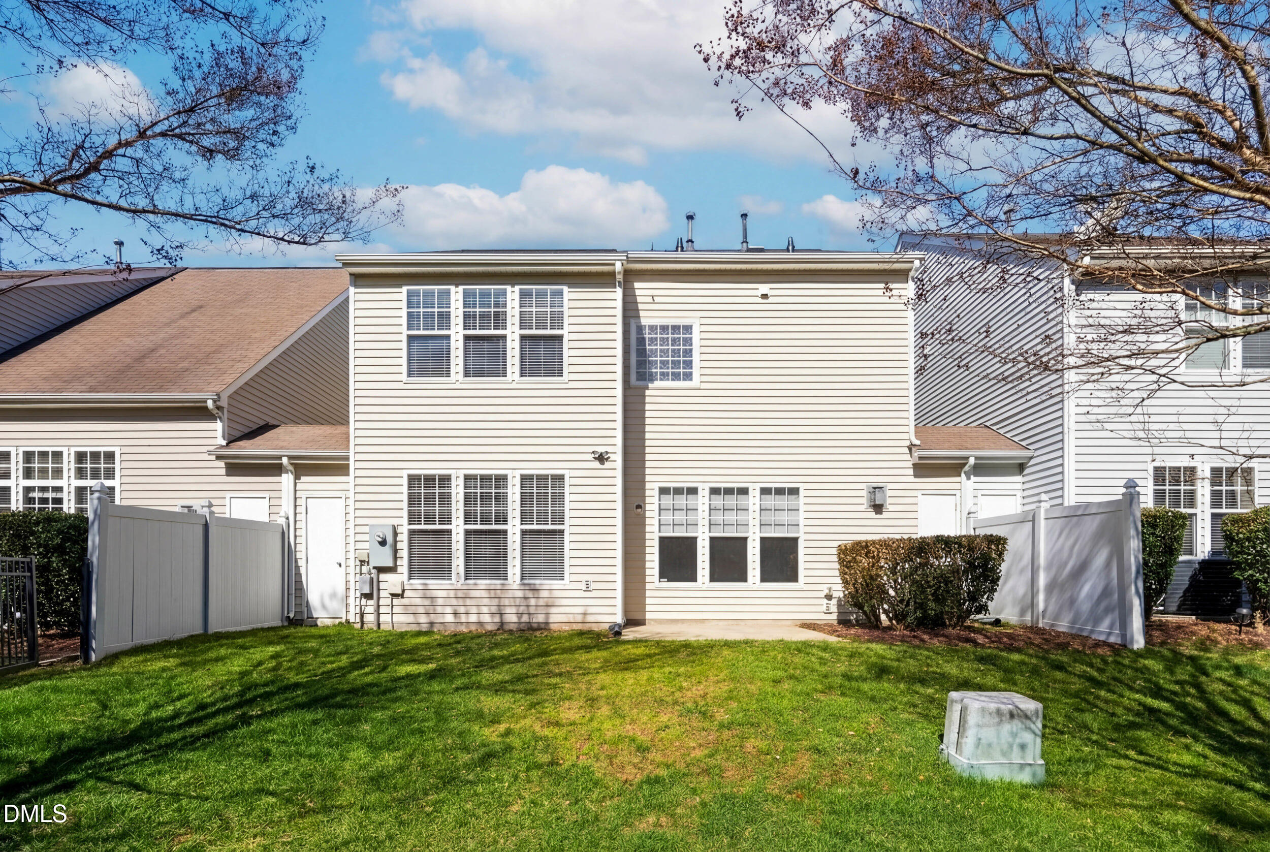 238 Royal Tower Way