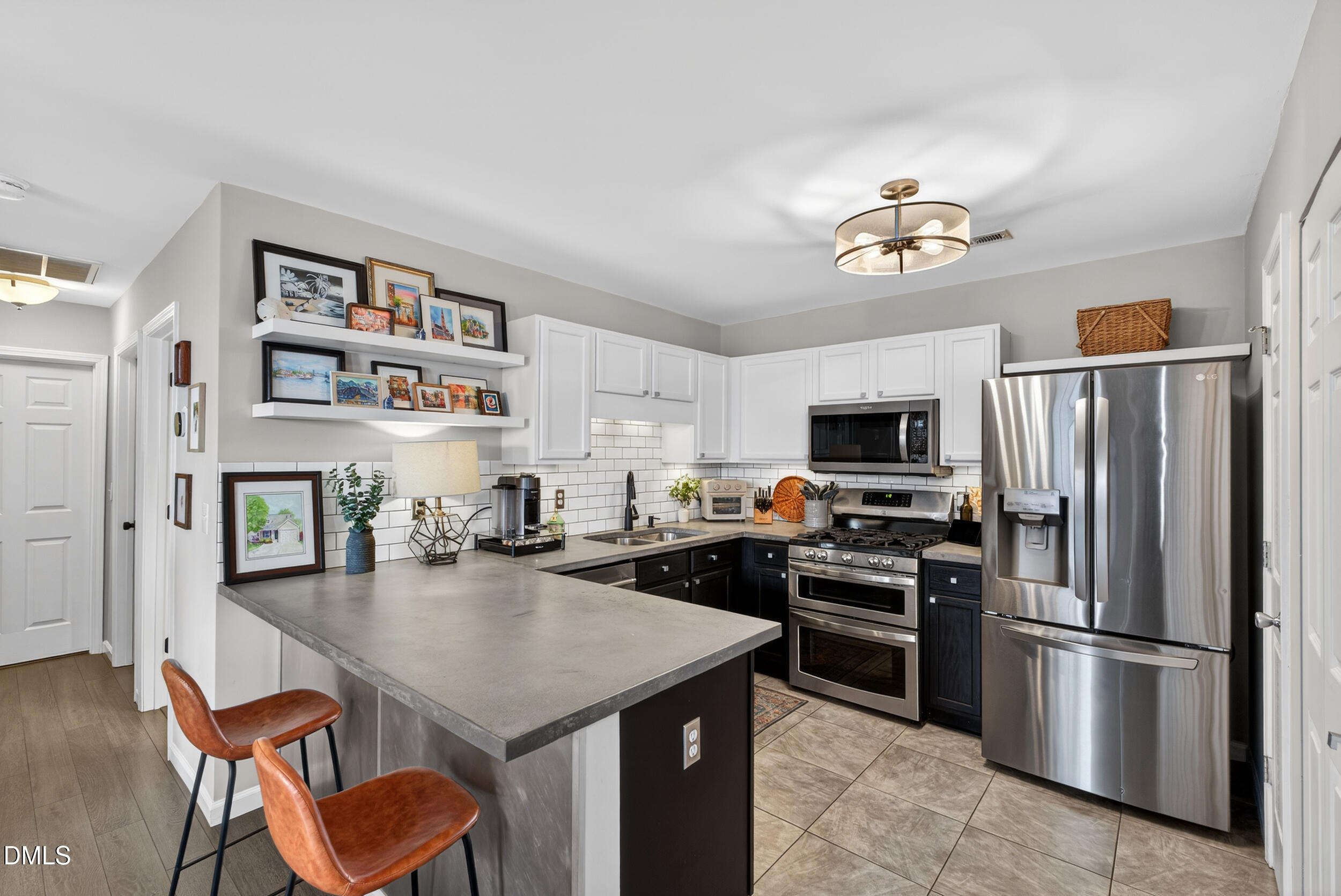 9200 Colony Village Lane