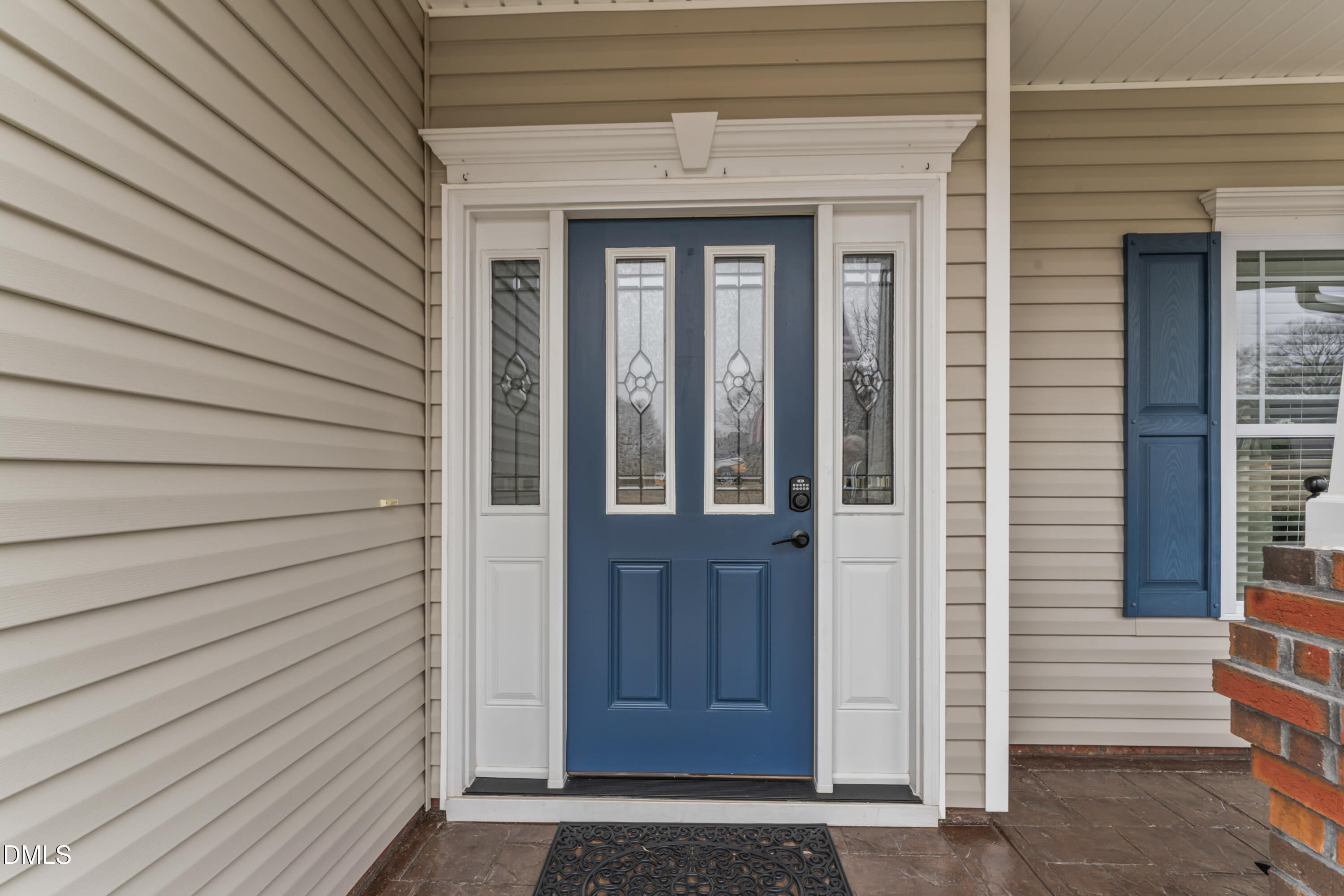 16 Gwendolyn Way