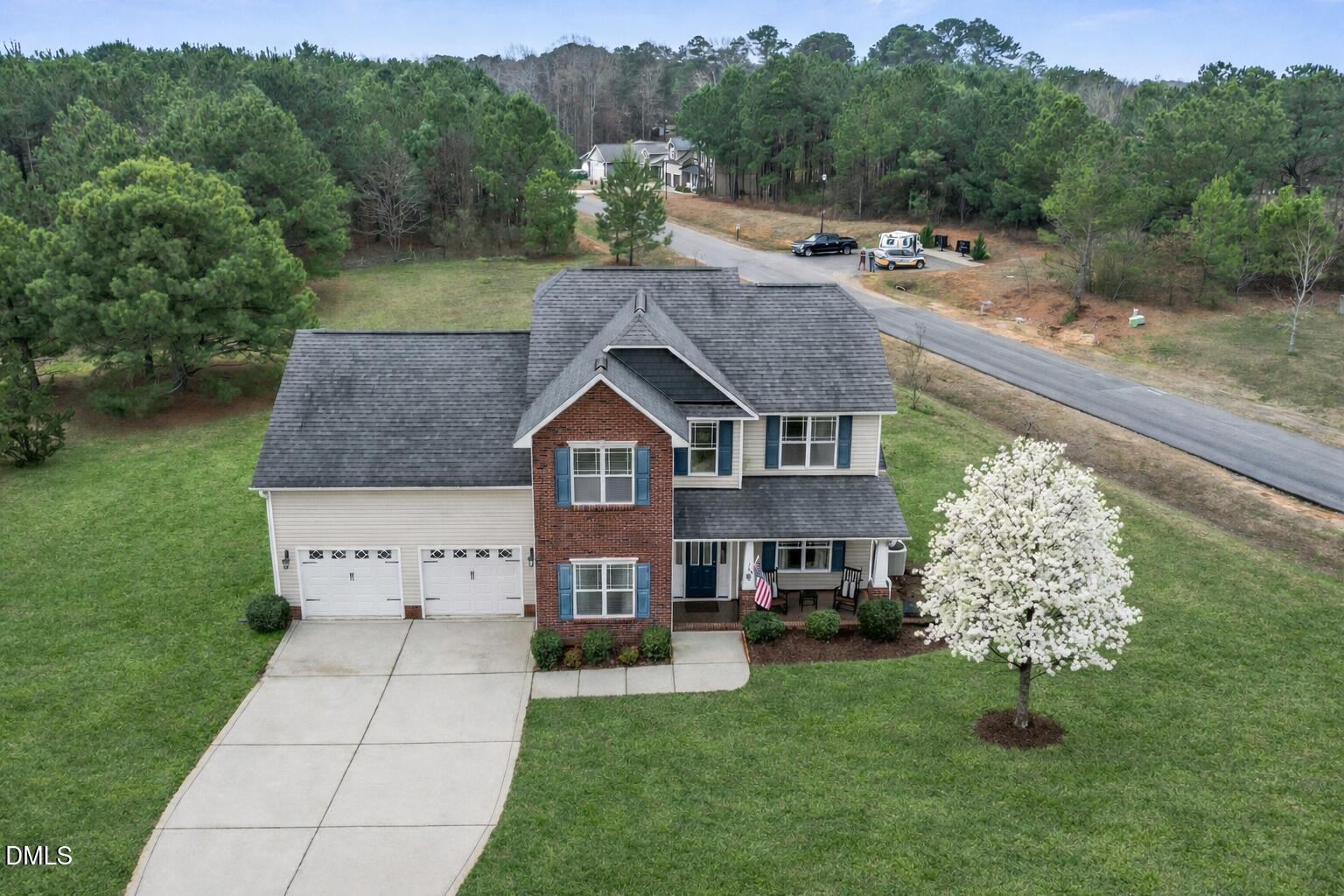 16 Gwendolyn Way