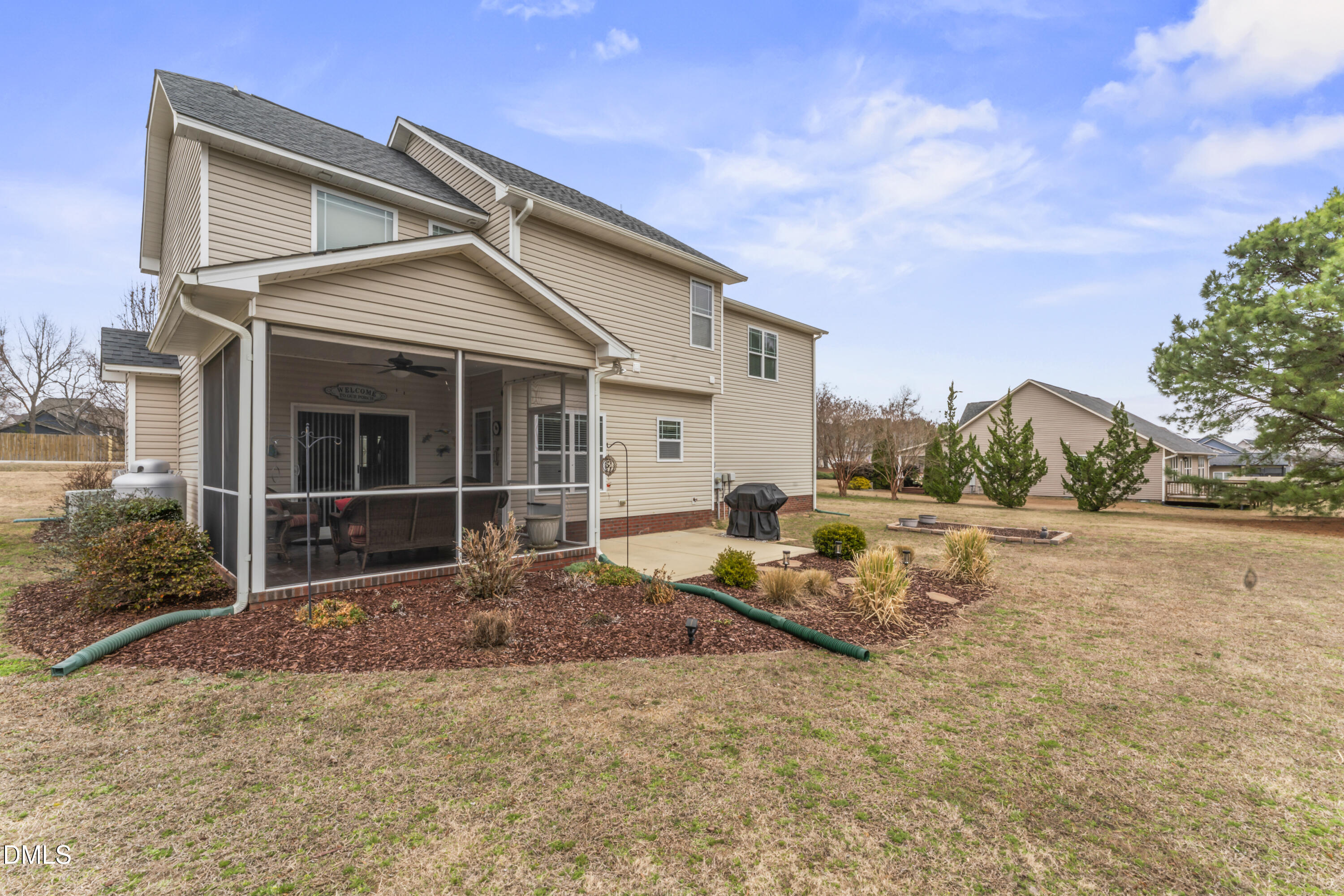 16 Gwendolyn Way