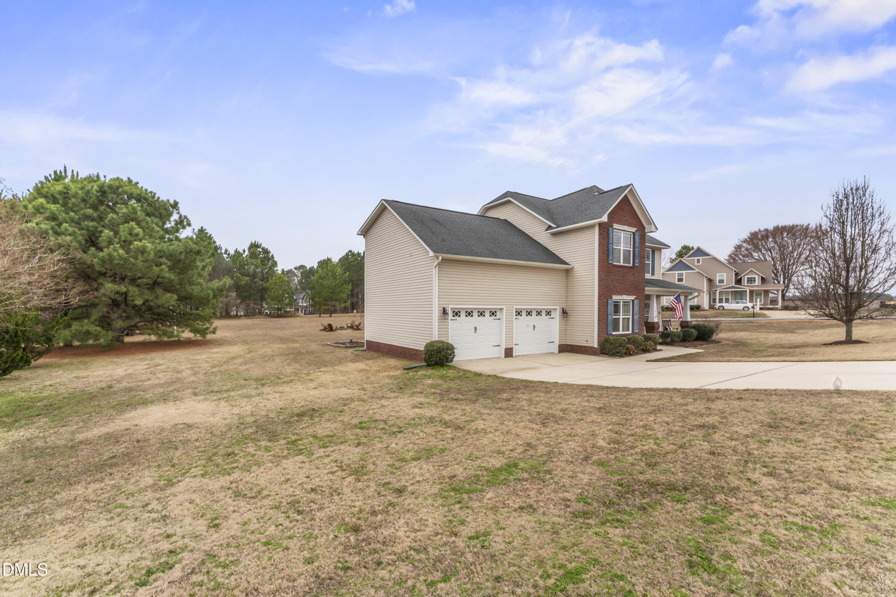 16 Gwendolyn Way