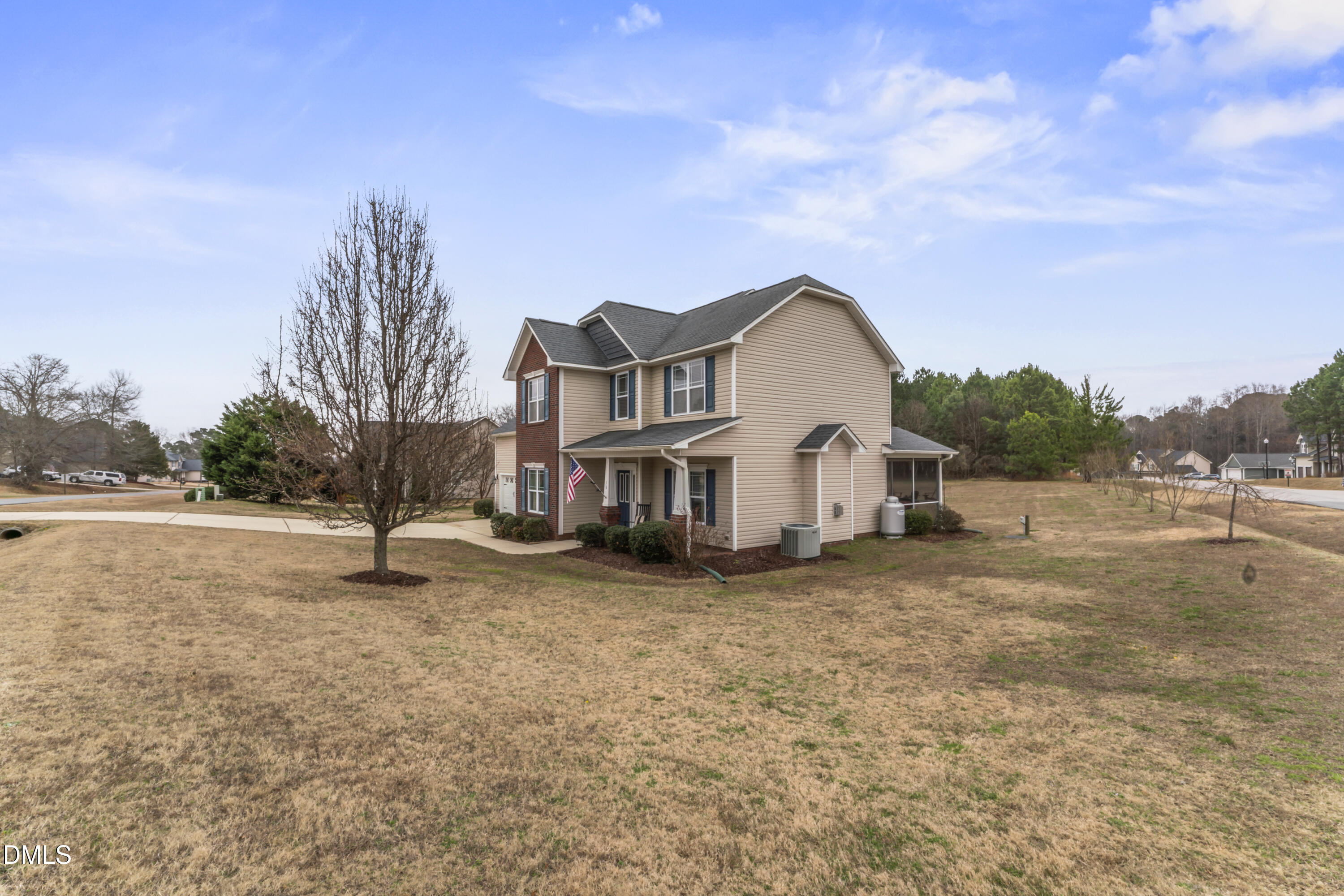 16 Gwendolyn Way