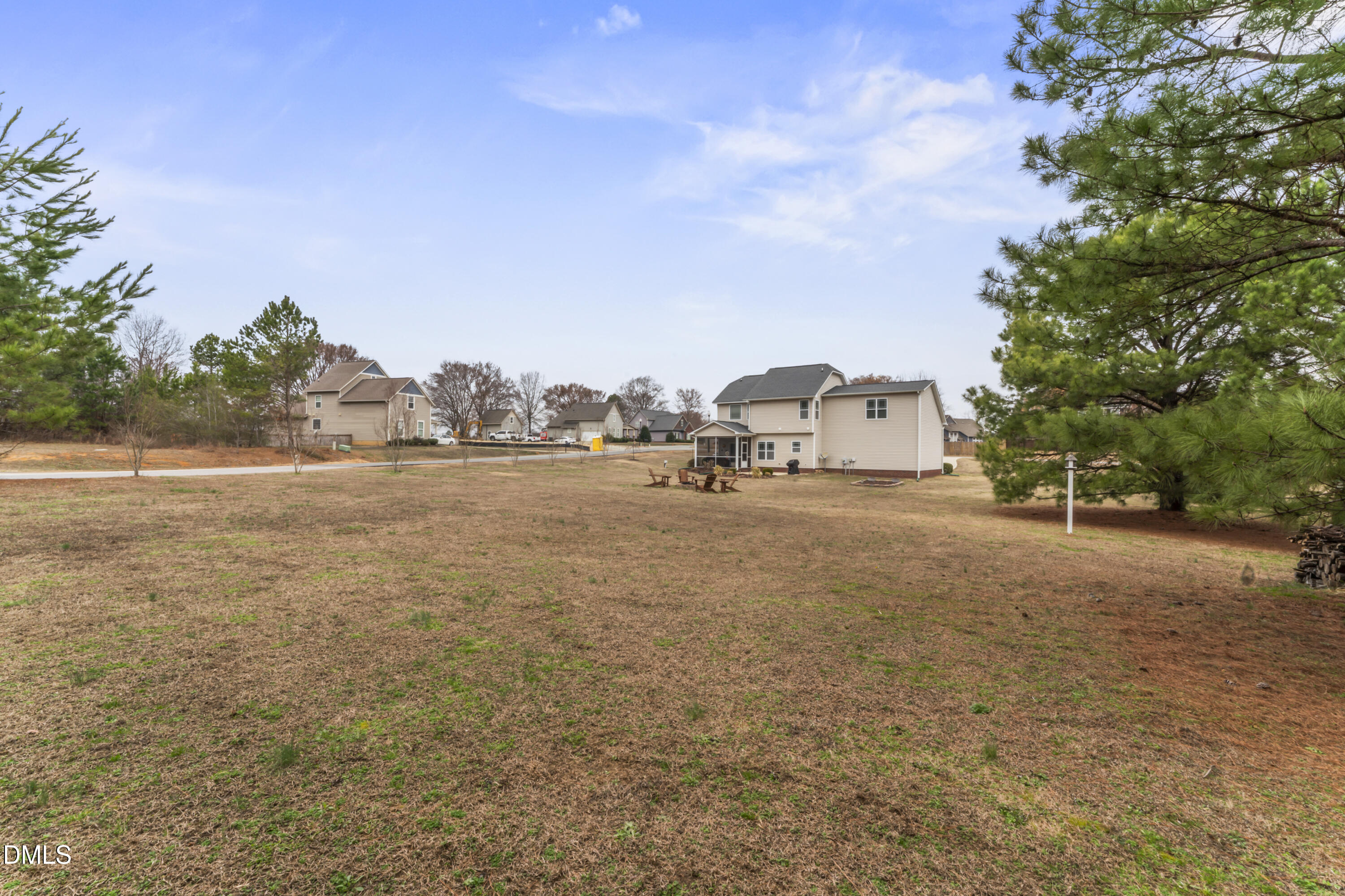 16 Gwendolyn Way