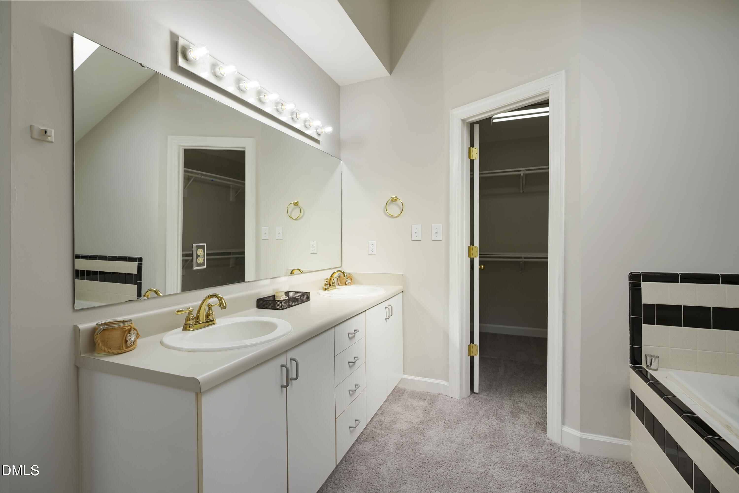 1500 Surfbird Court