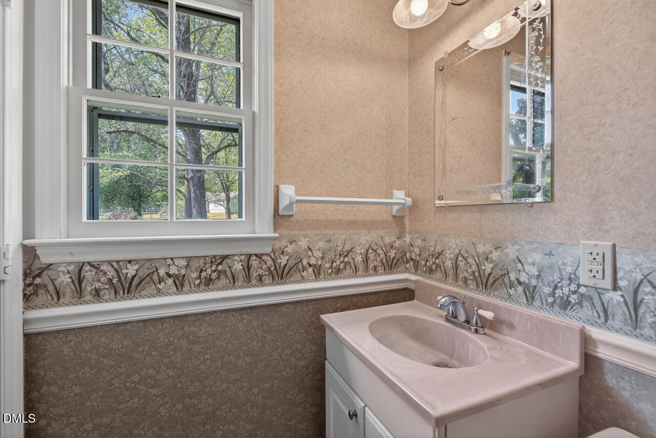 4905 Reigal Wood Road