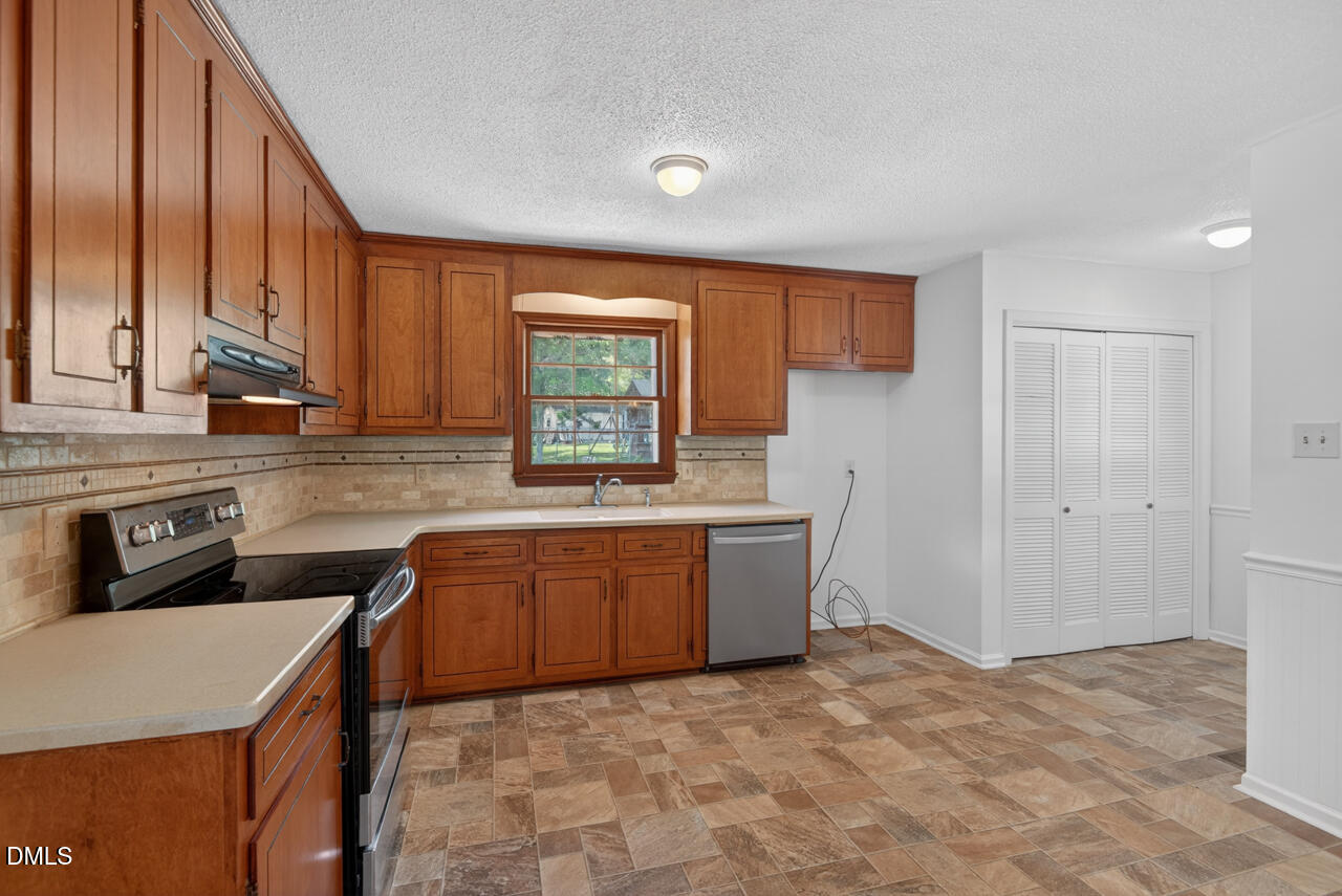 4905 Reigal Wood Road