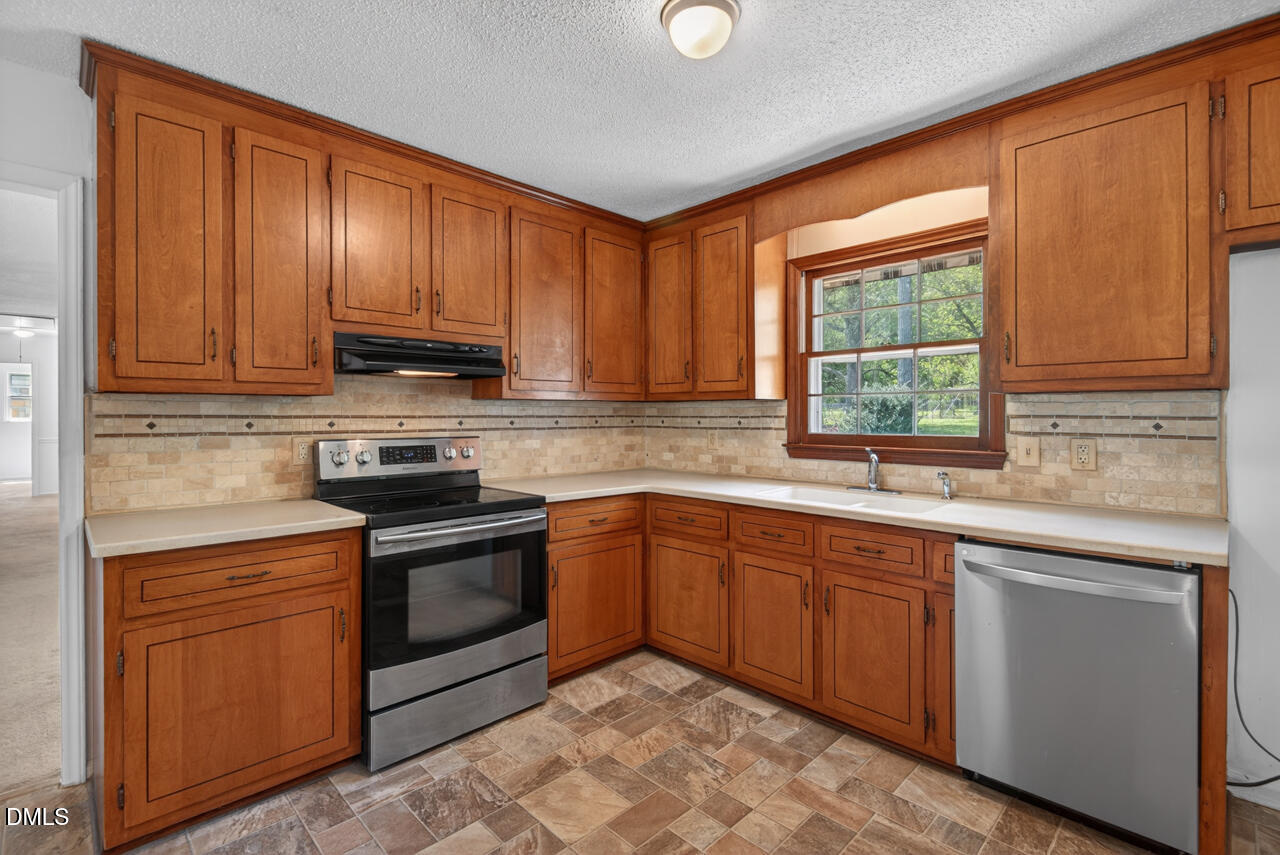 4905 Reigal Wood Road