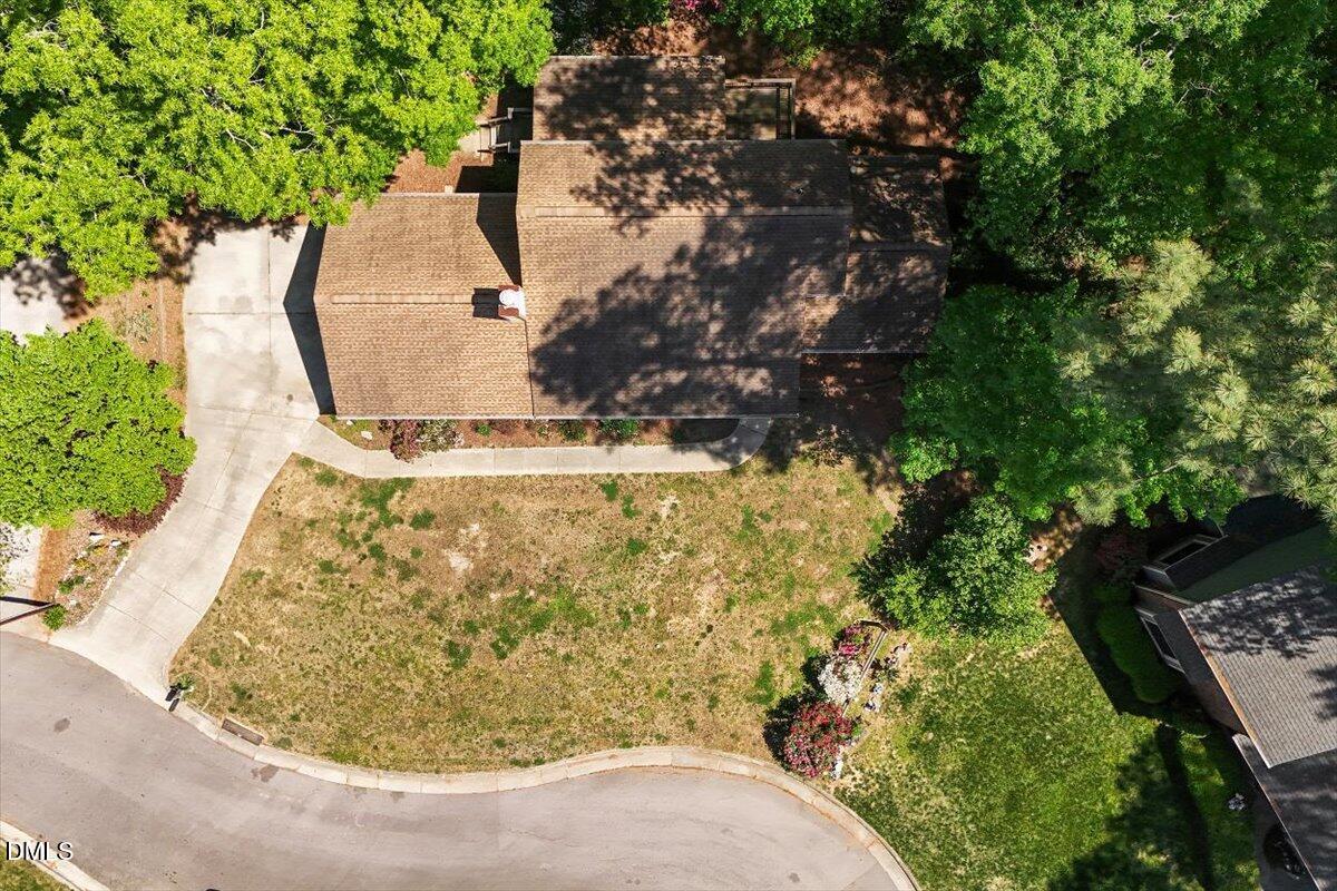 112 Ed Simmons Court