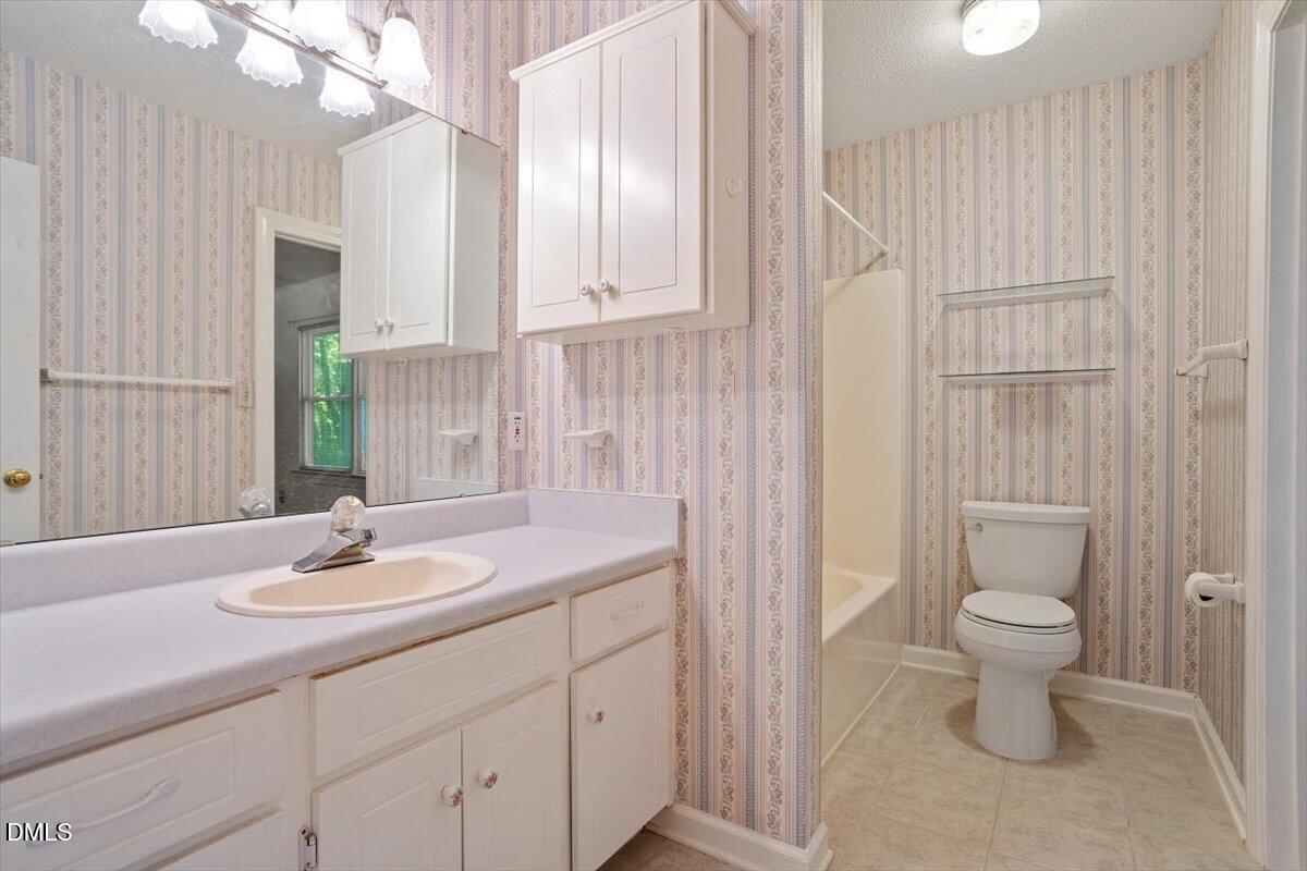 112 Ed Simmons Court