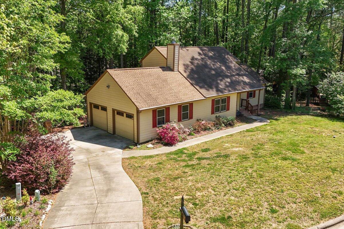 112 Ed Simmons Court