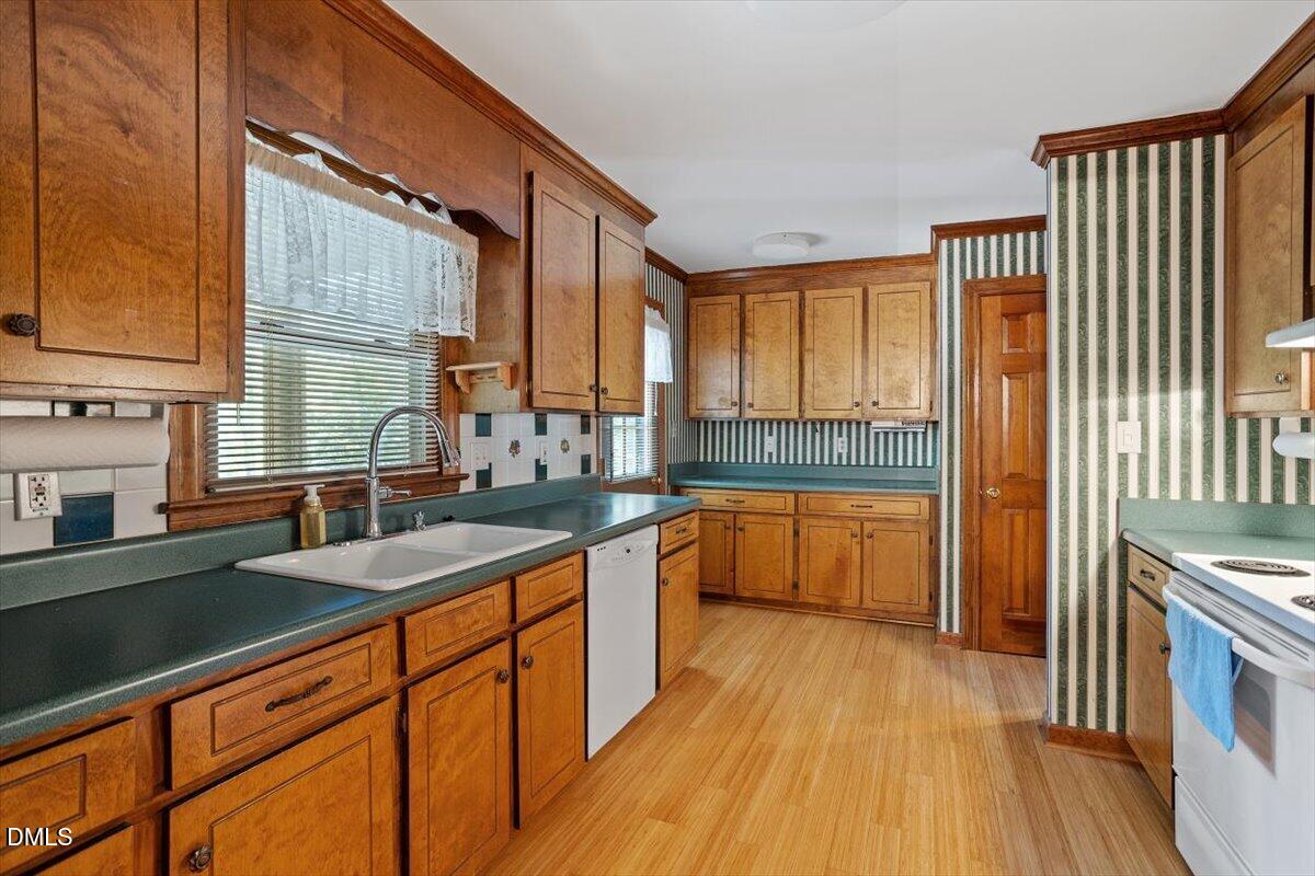 112 Ed Simmons Court