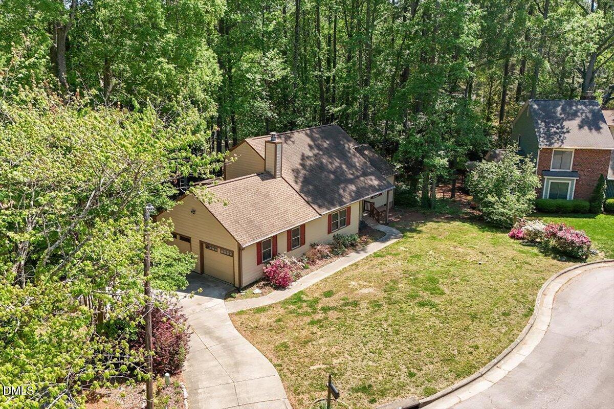 112 Ed Simmons Court