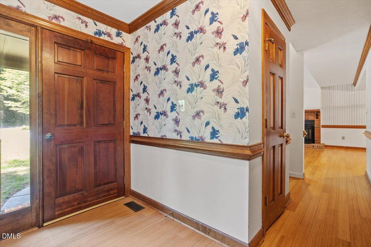 112 Ed Simmons Court