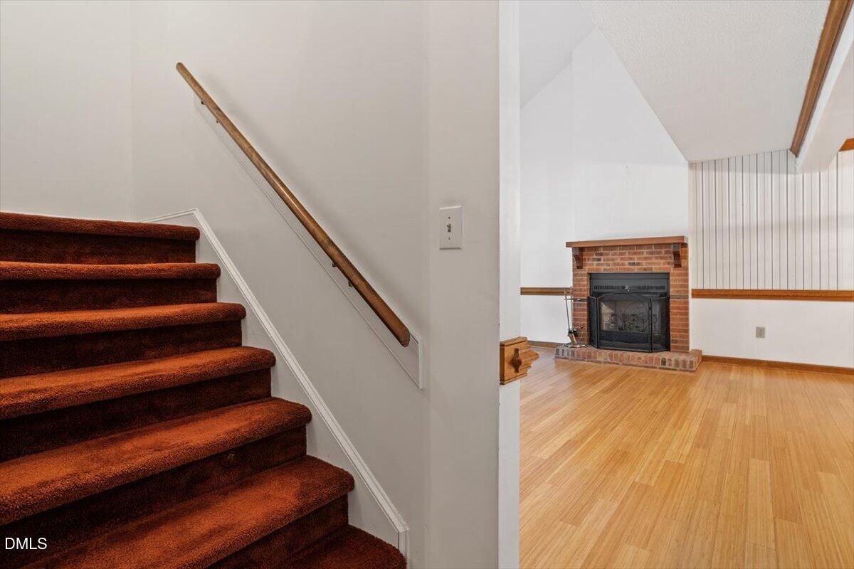 112 Ed Simmons Court