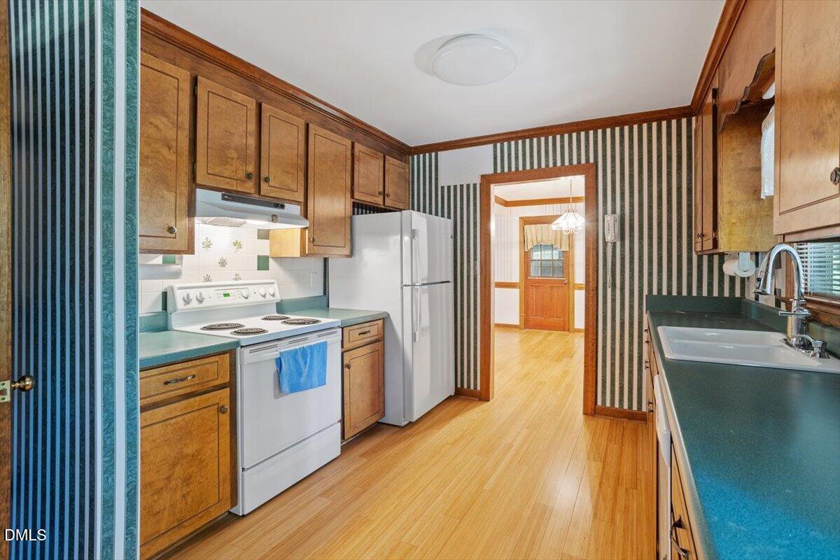 112 Ed Simmons Court