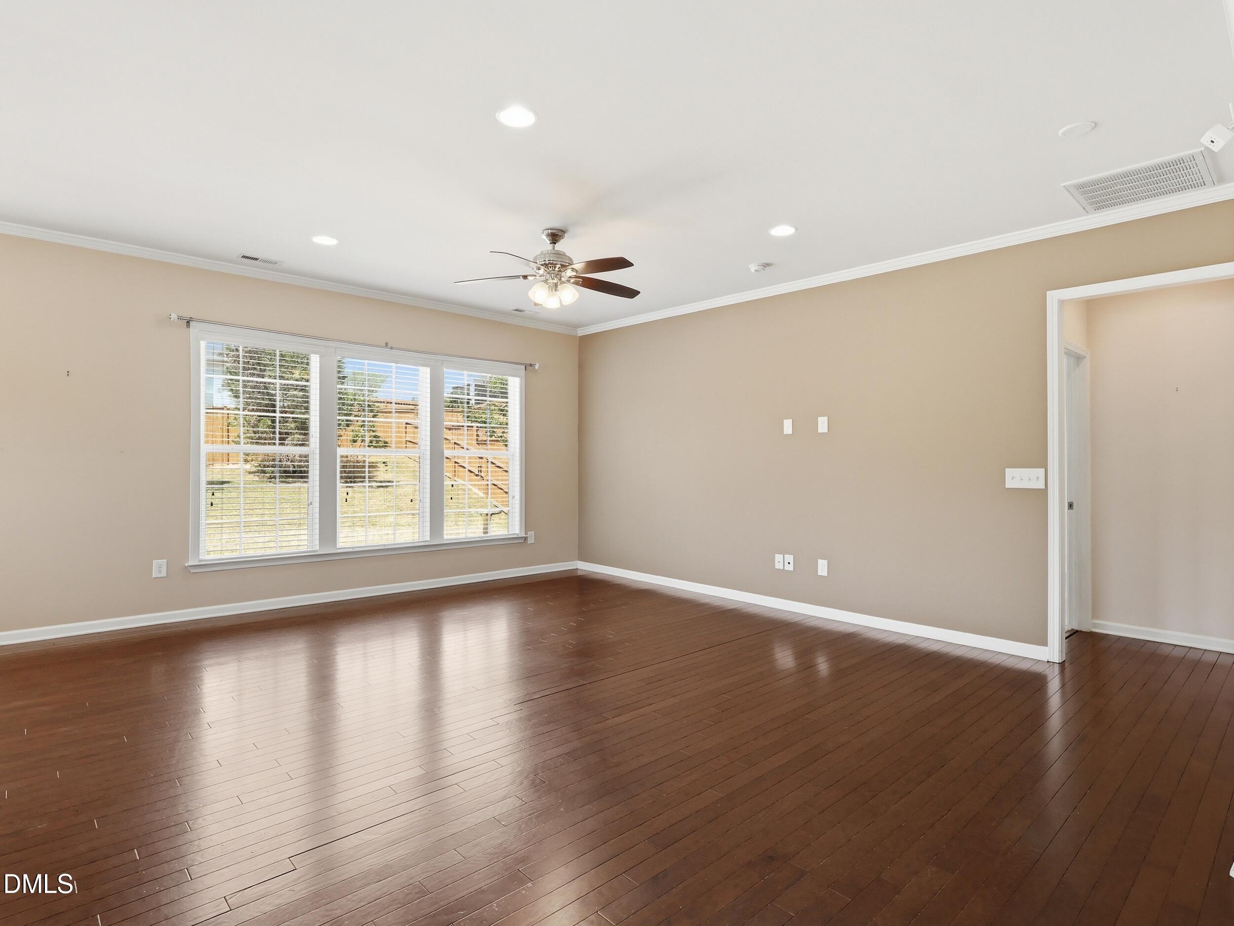 2407 Kinglass Drive
