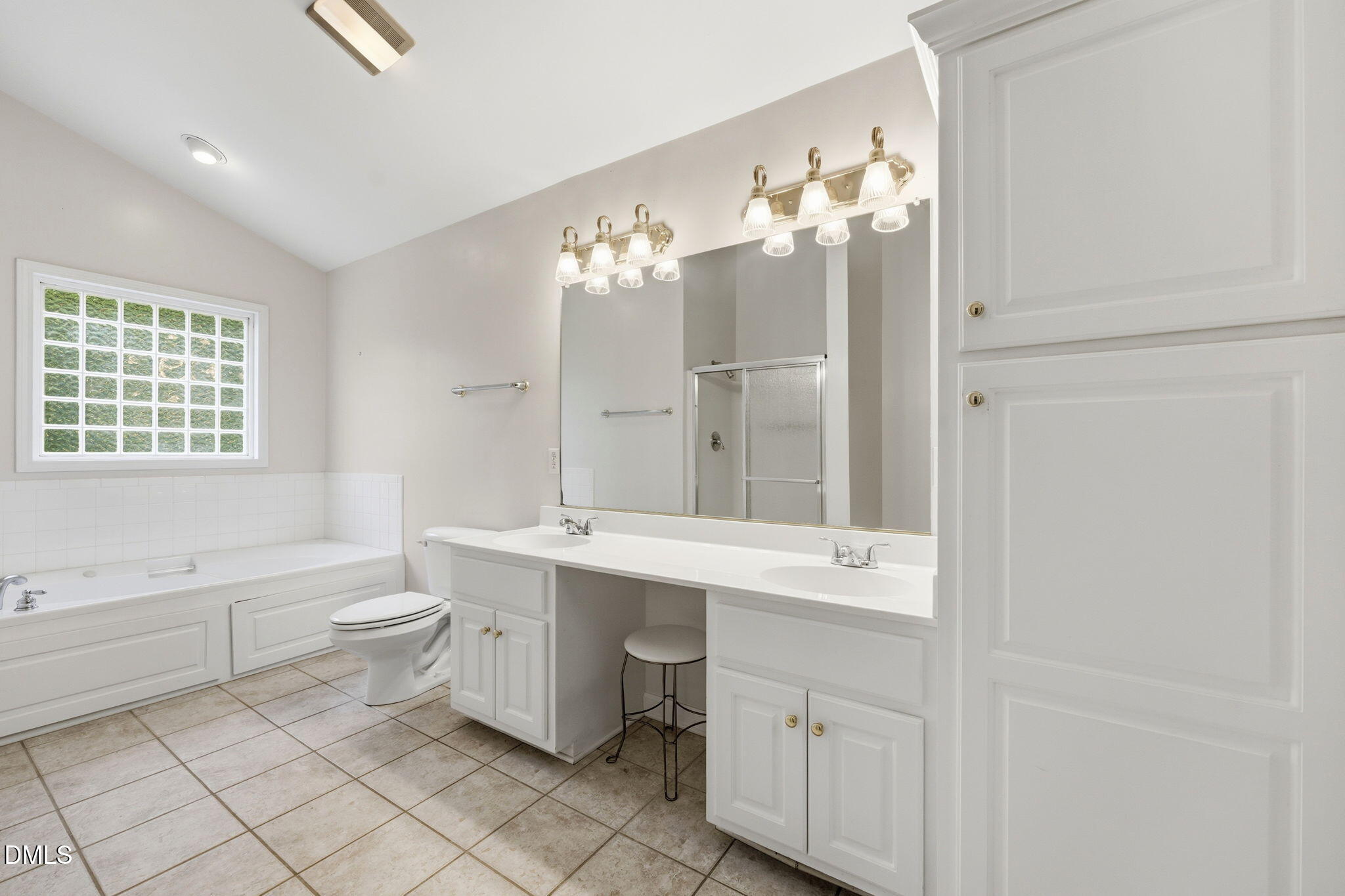 2232 Saint Bride Court