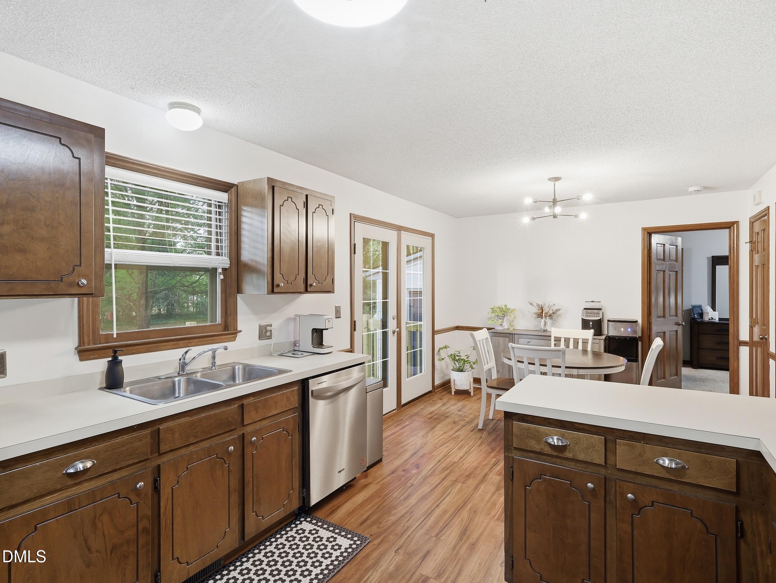 517 Lake Glad Road