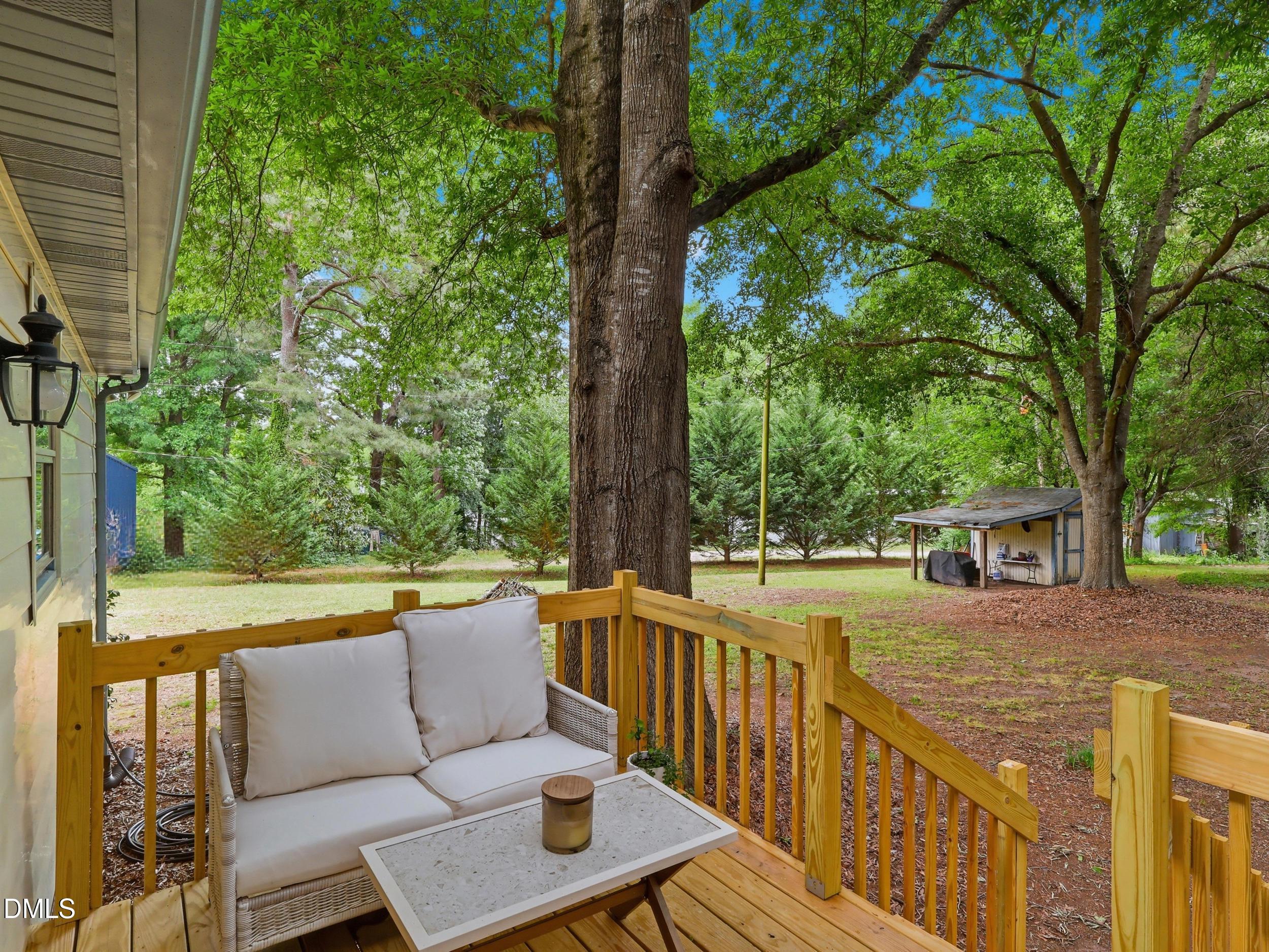 517 Lake Glad Road