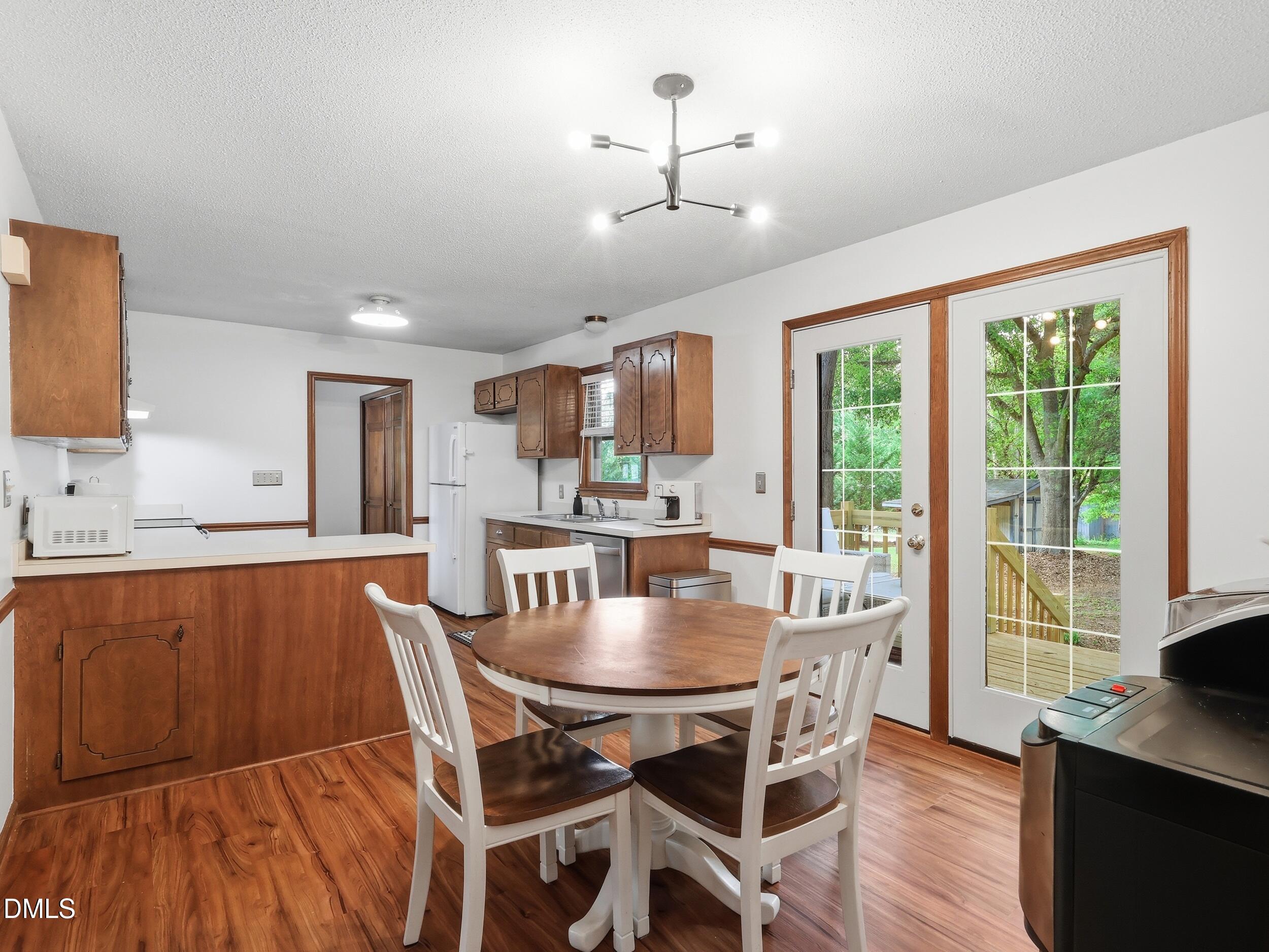 517 Lake Glad Road