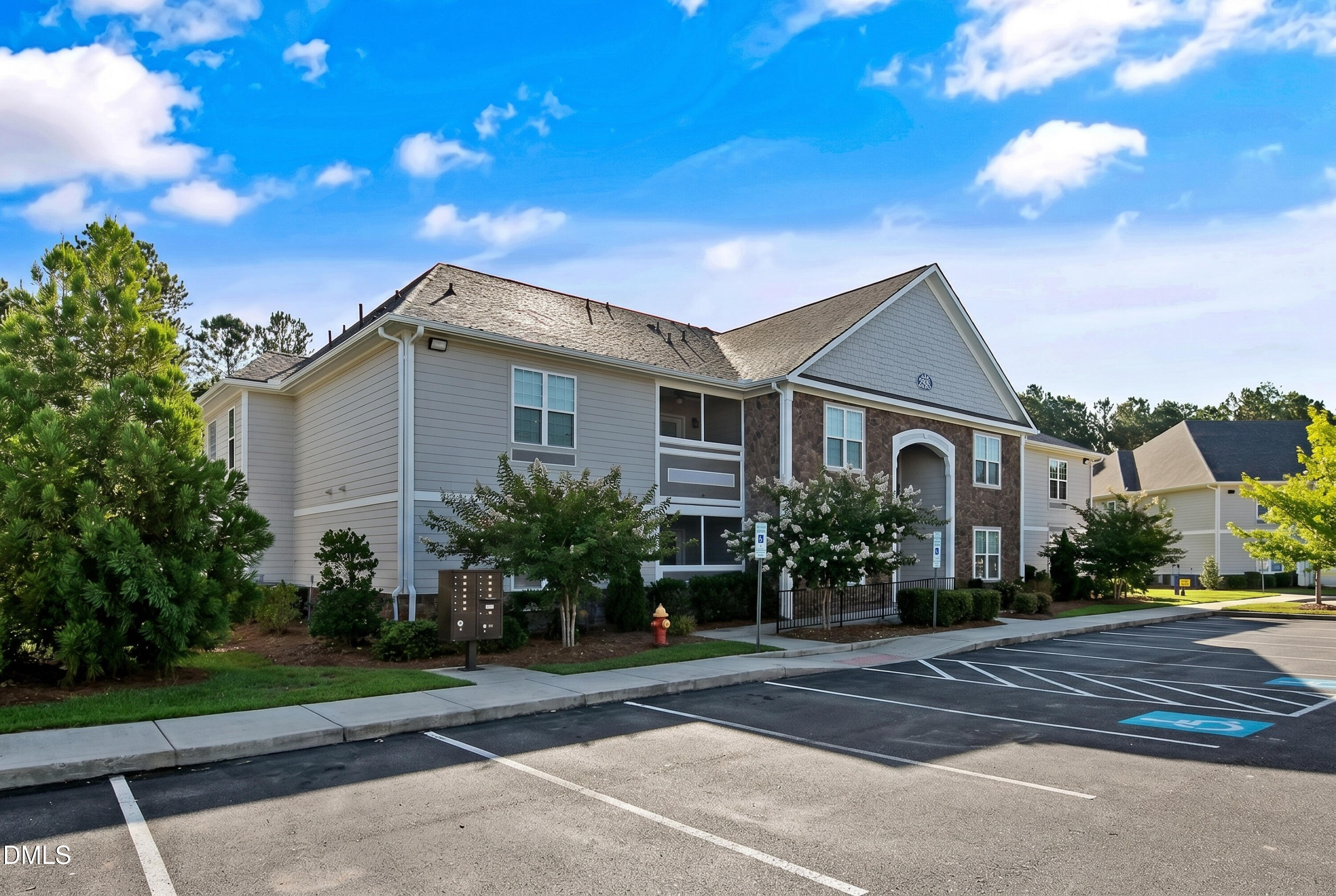 288 Gallery Drive Apt 204
