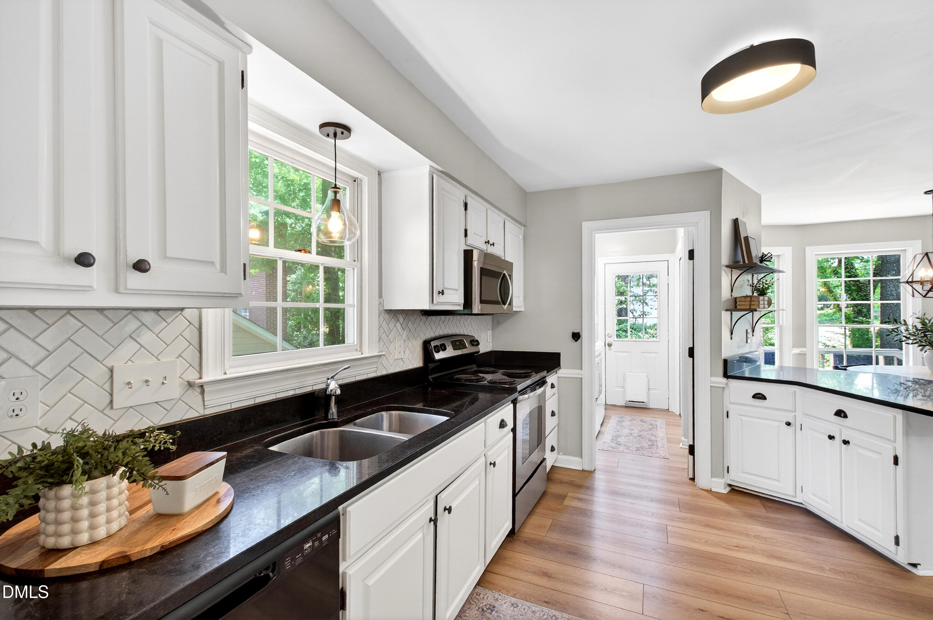 1006 Napa Place