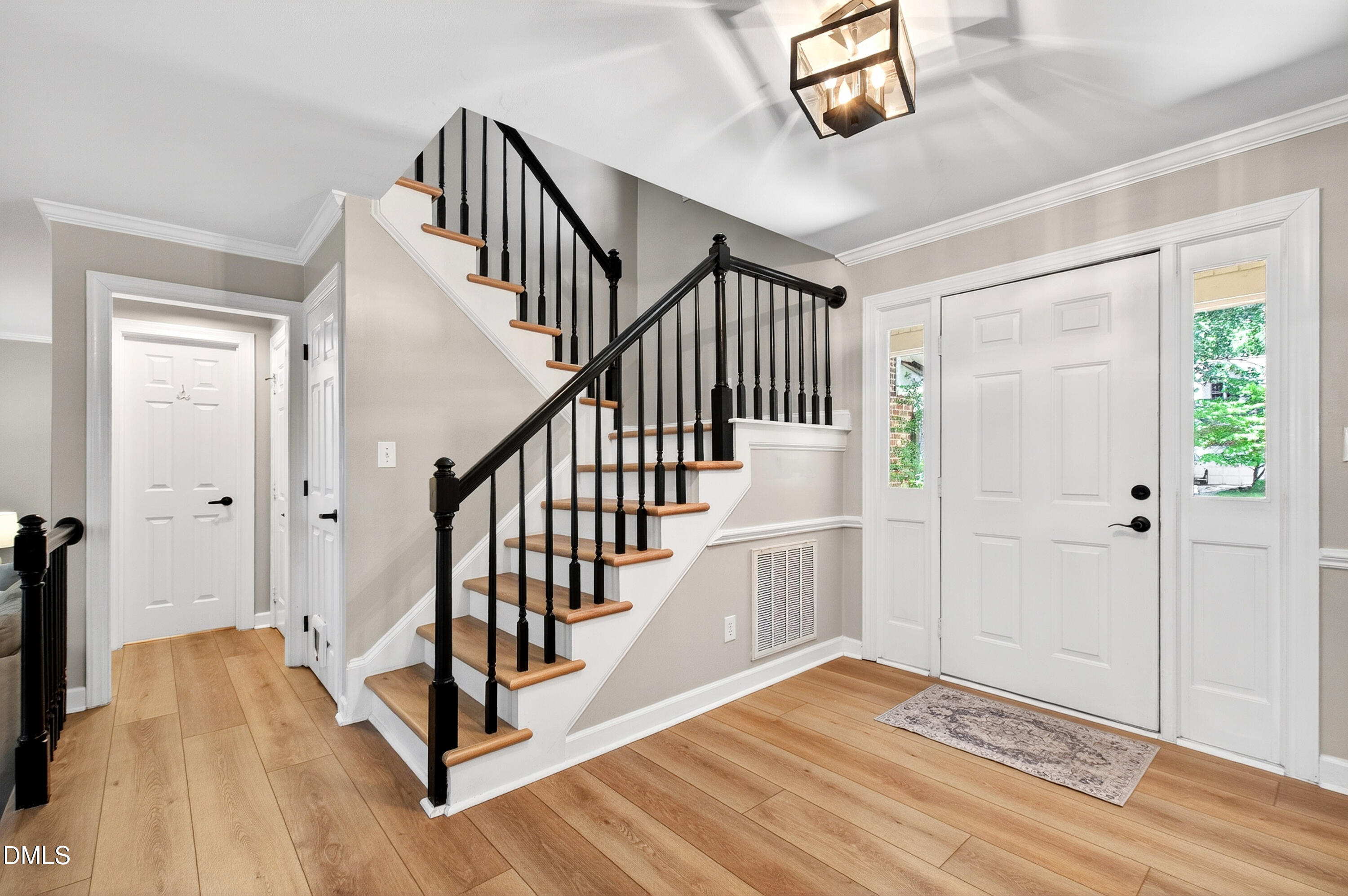1006 Napa Place