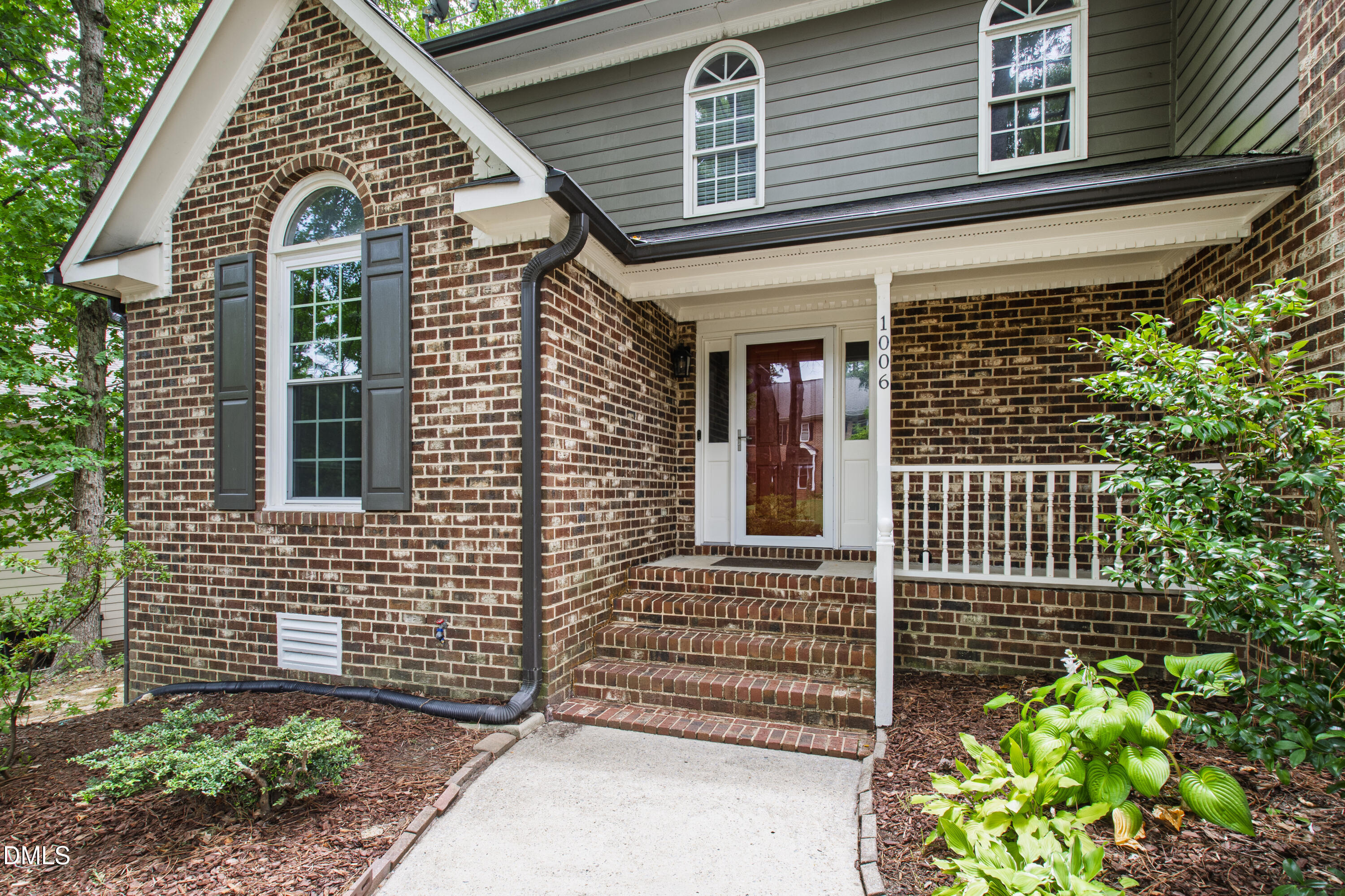 1006 Napa Place