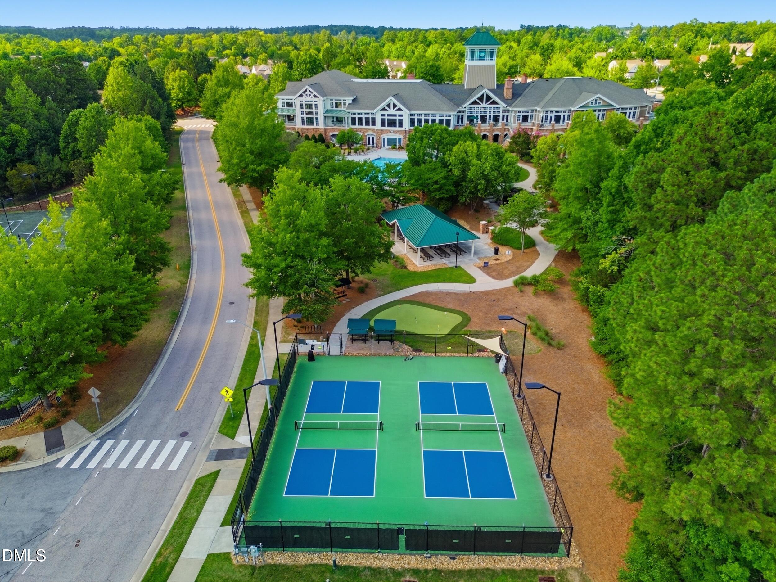 733 Finnbar Drive