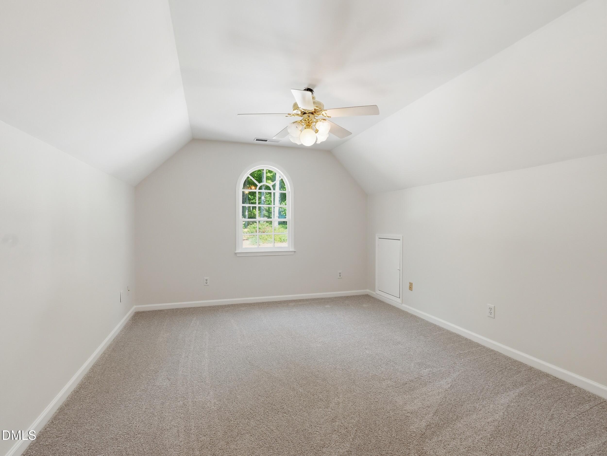 111 Windrock Lane