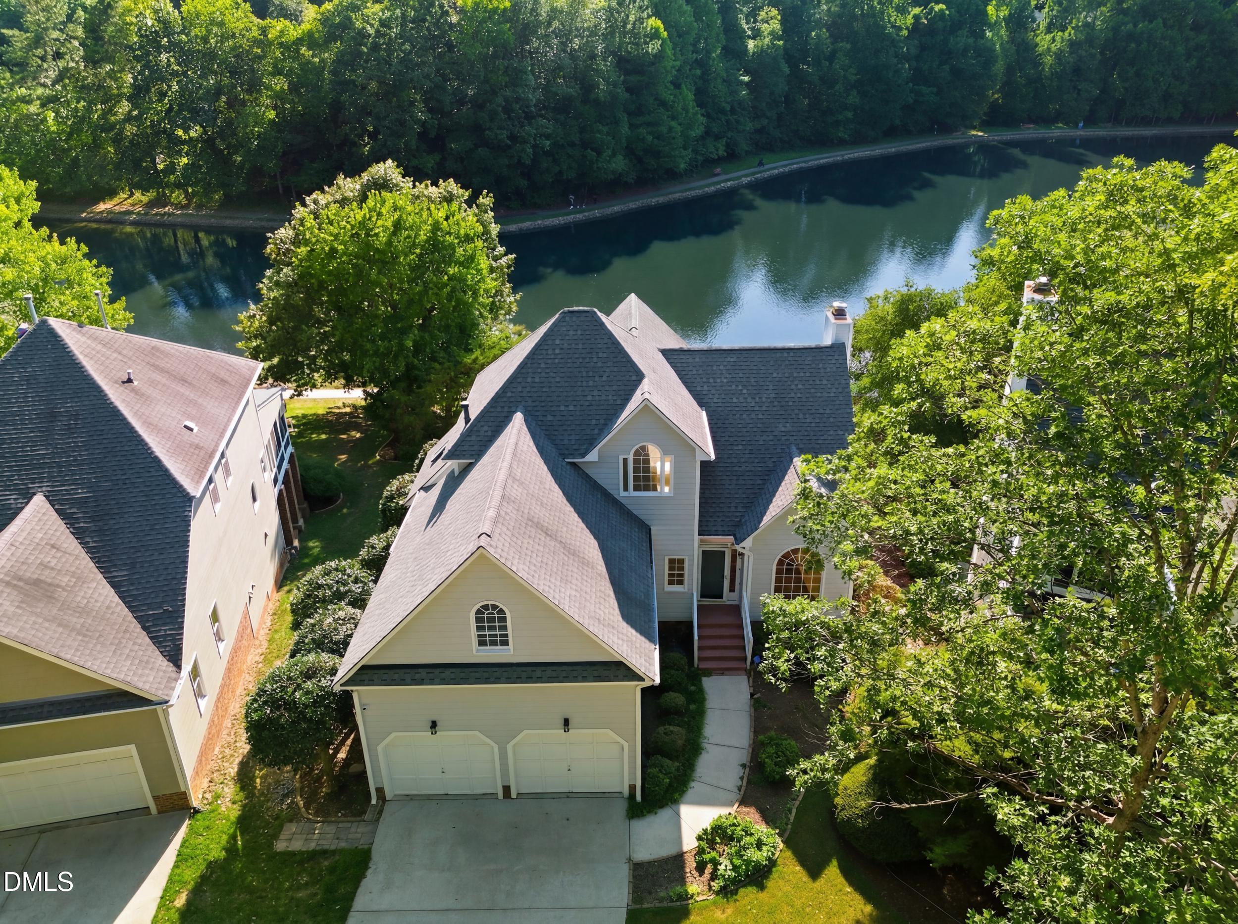 111 Windrock Lane