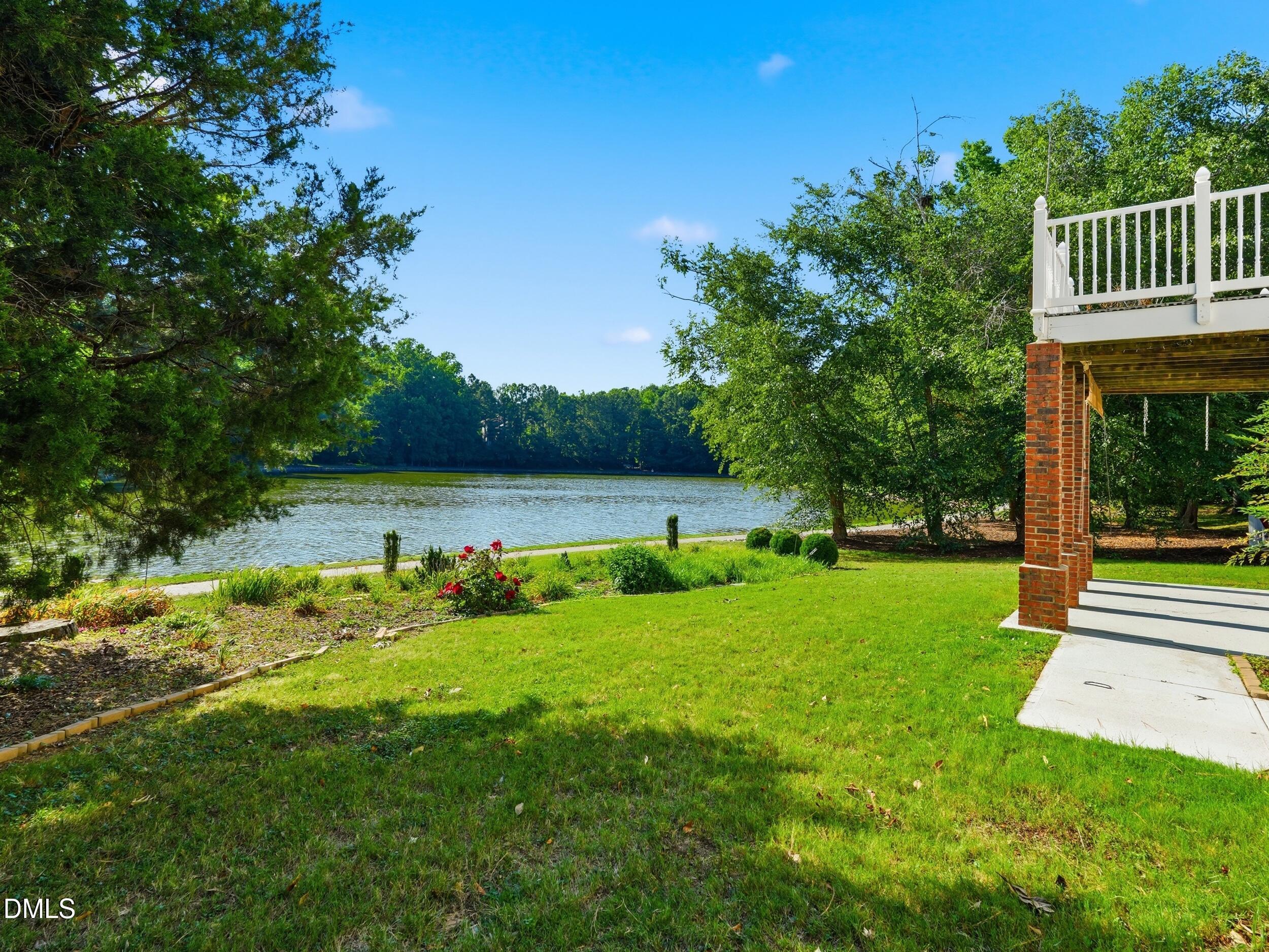 111 Windrock Lane