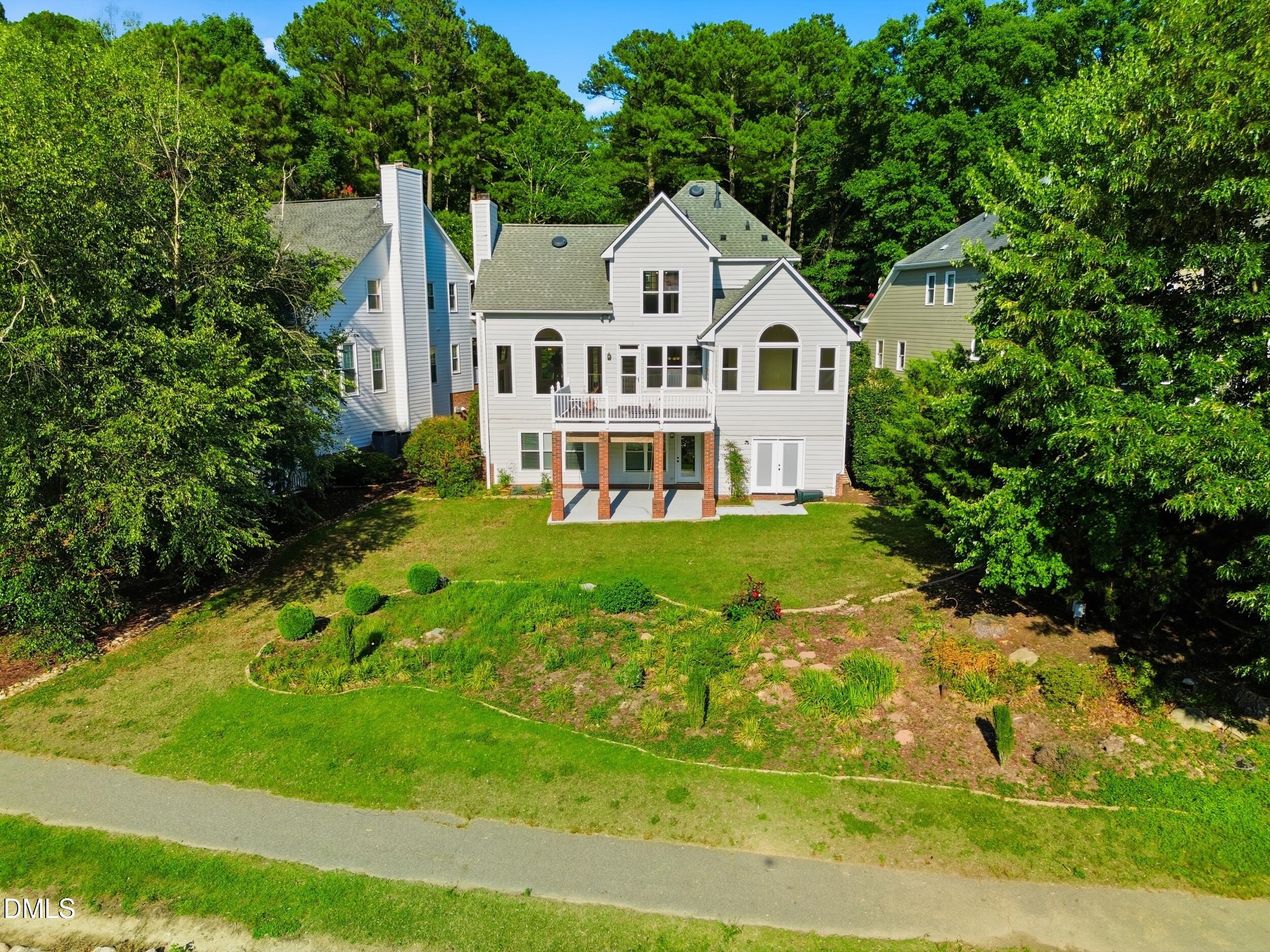 111 Windrock Lane