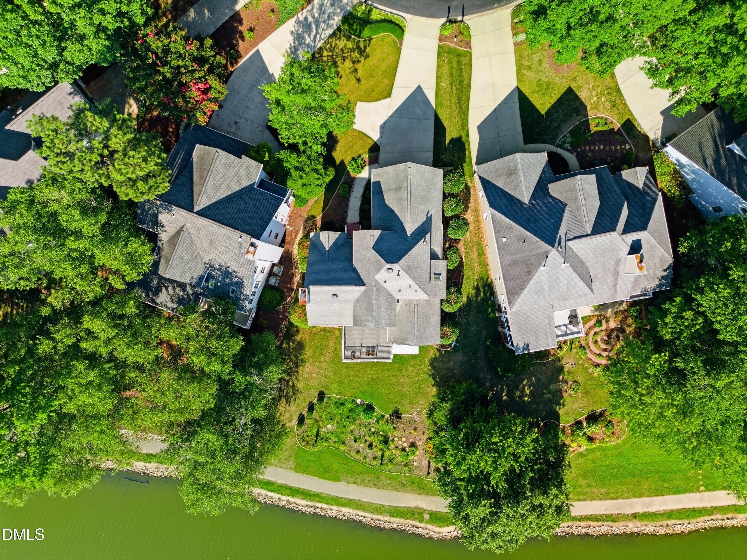 111 Windrock Lane