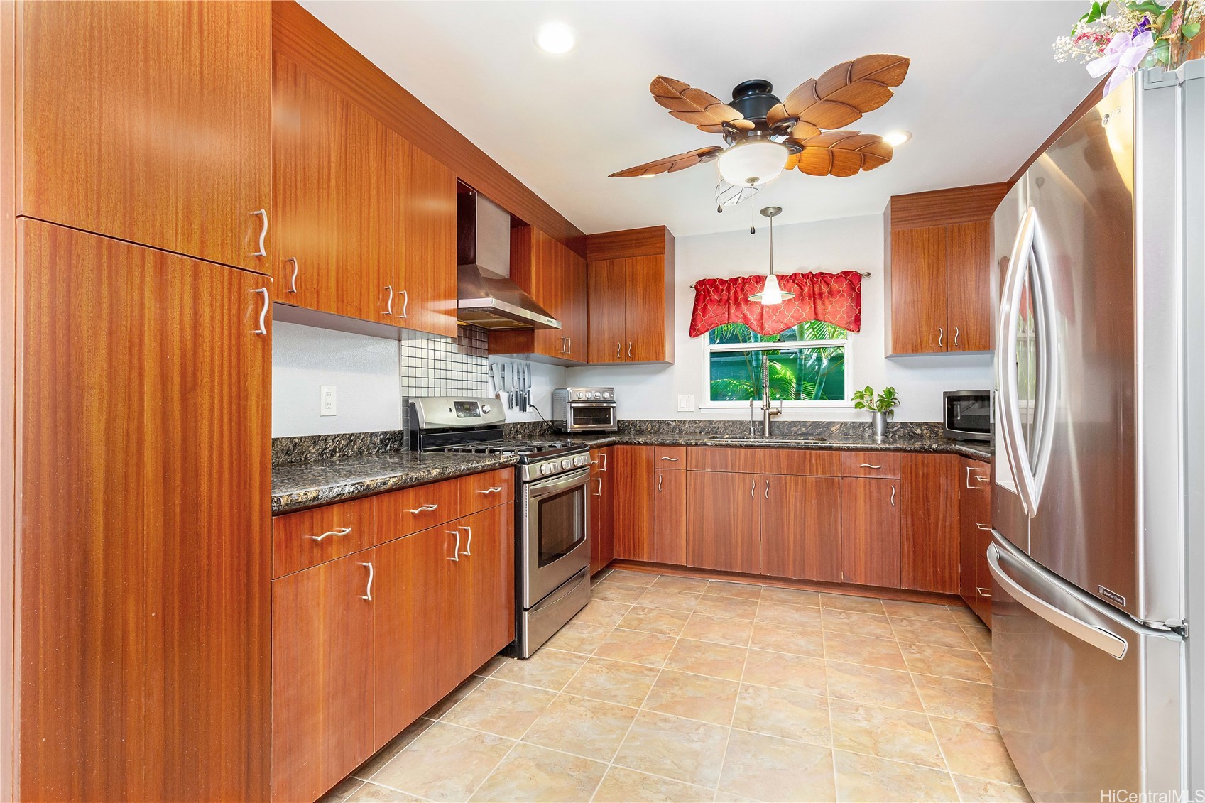 91-1011 Hiluhilu Street