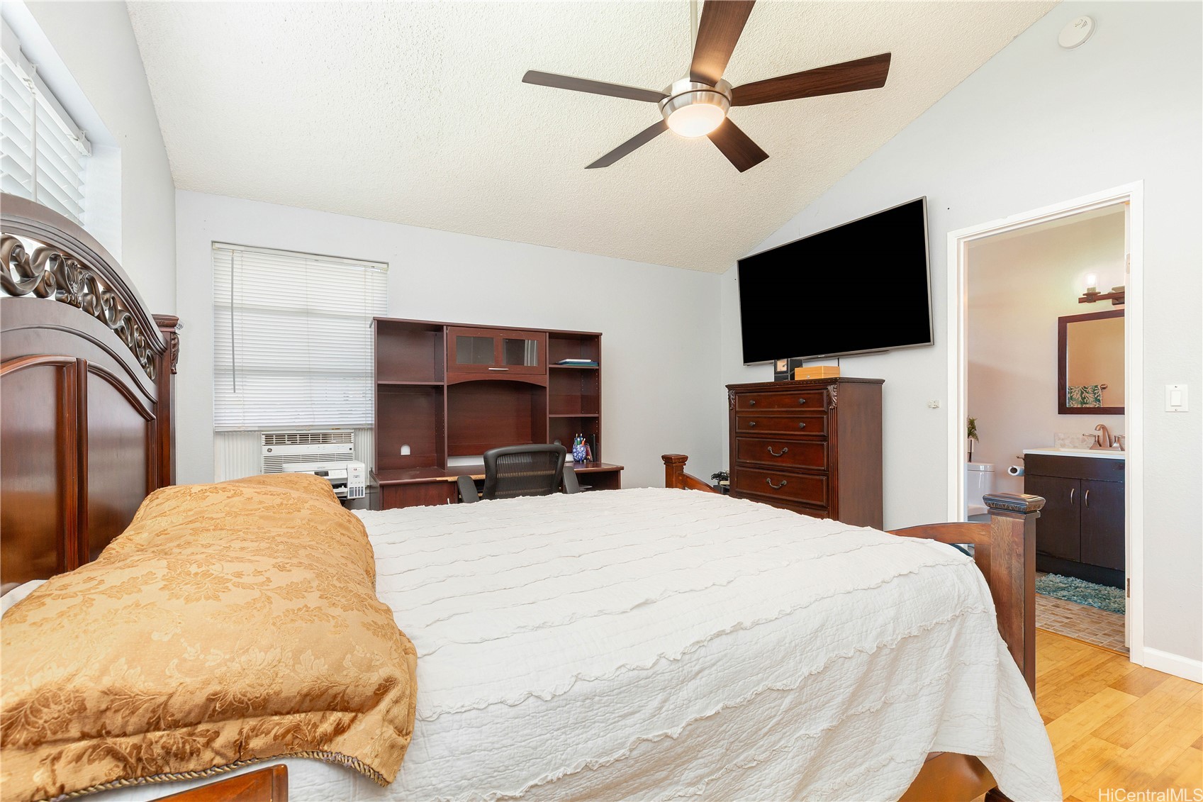 91-1011 Hiluhilu Street