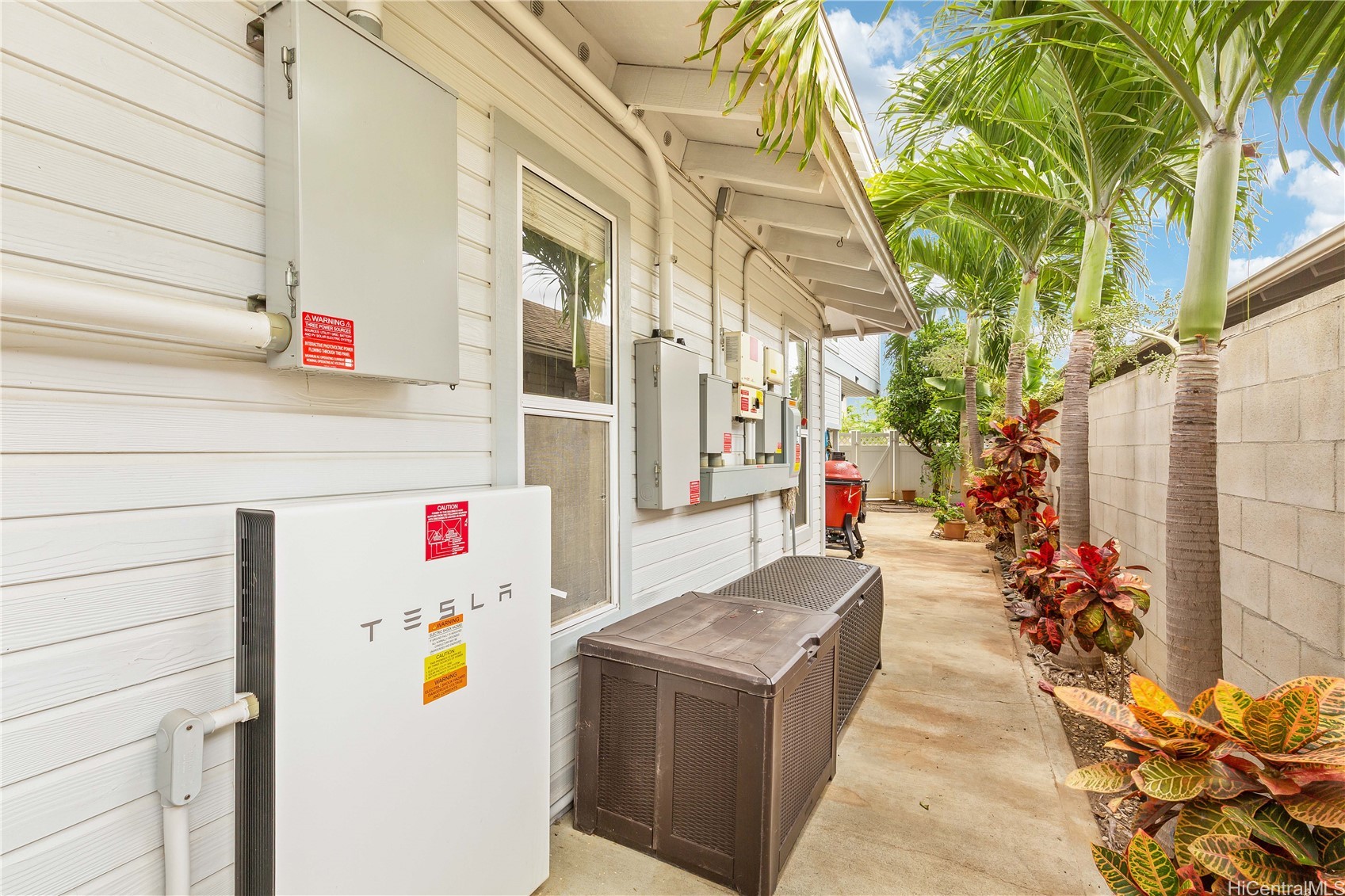 91-1011 Hiluhilu Street