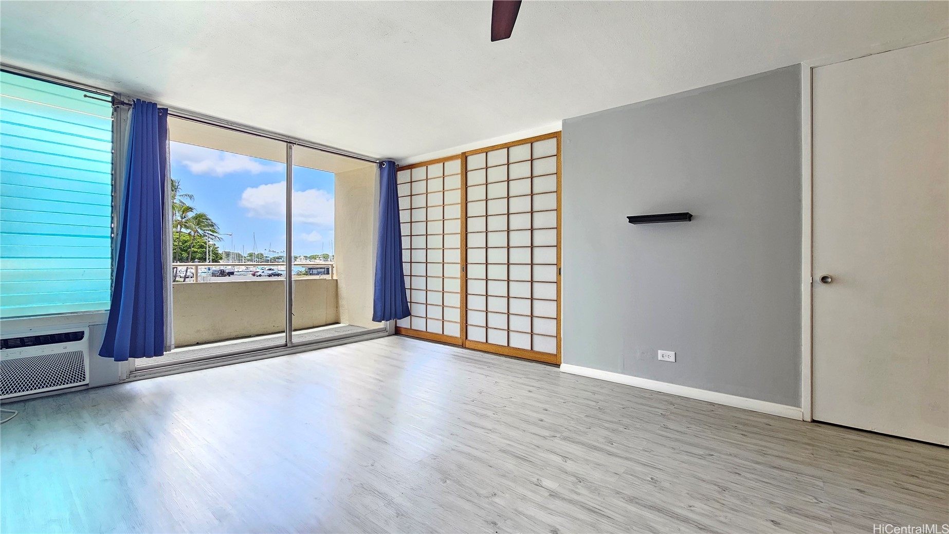 1676 Ala Moana Boulevard 103