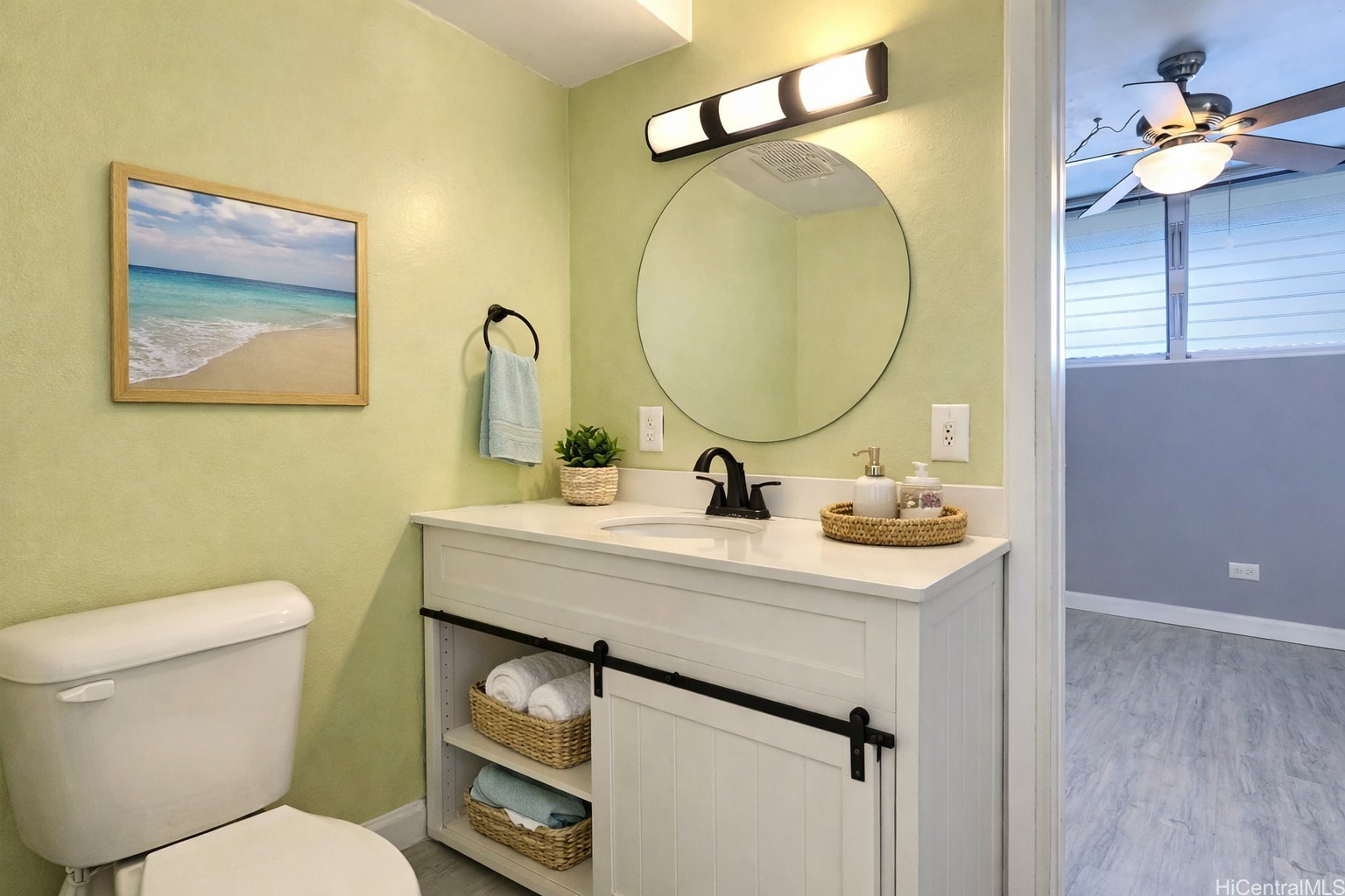 1676 Ala Moana Boulevard 103