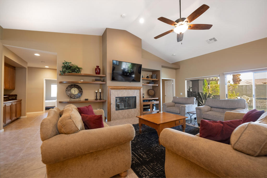 79803 Carmel Valley Avenue