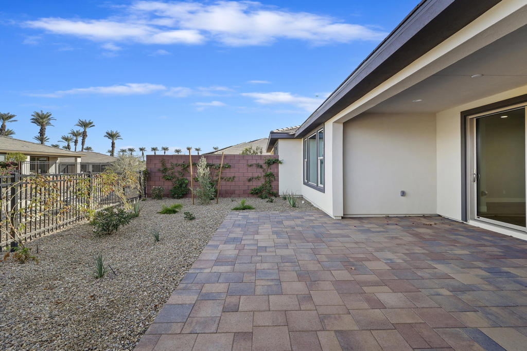 51620 Sidewinder Drive