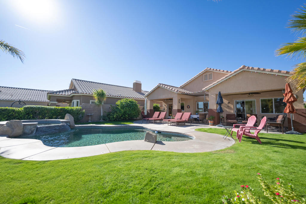 45204 Banff Springs Street