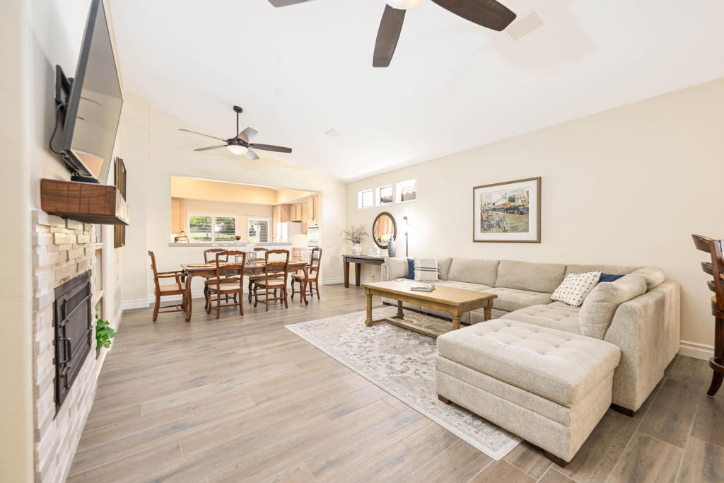 45703 Spyglass Hill Street