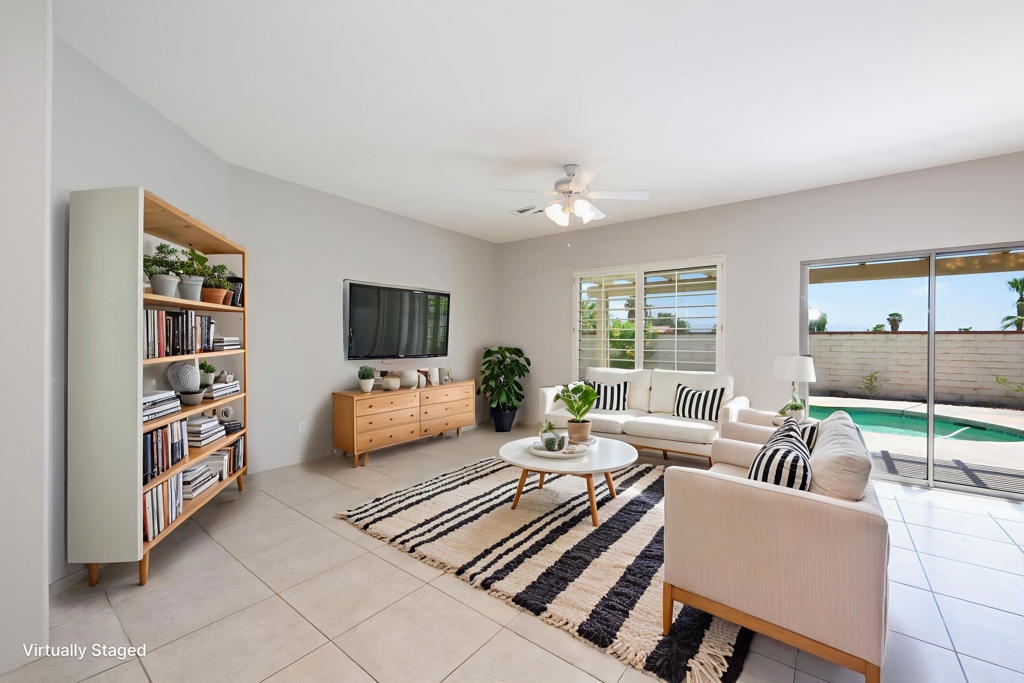44950 Calle Santa Barbara
