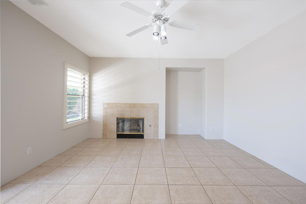 44950 Calle Santa Barbara