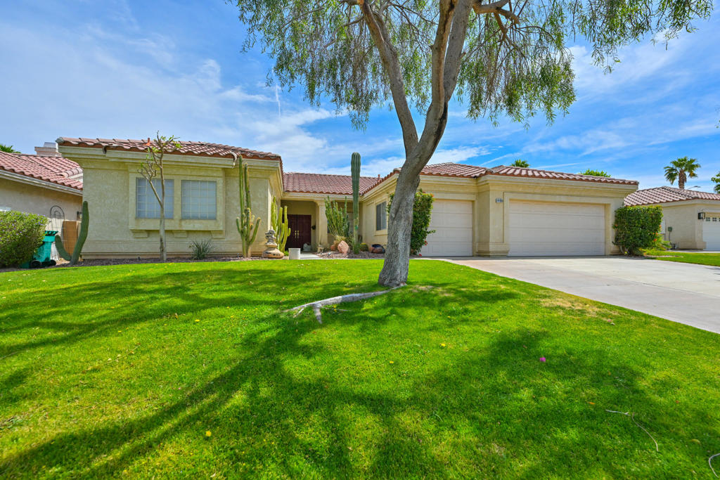 44950 Calle Santa Barbara