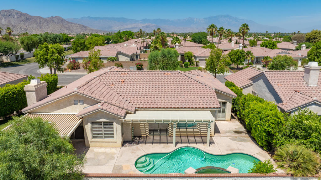 44950 Calle Santa Barbara